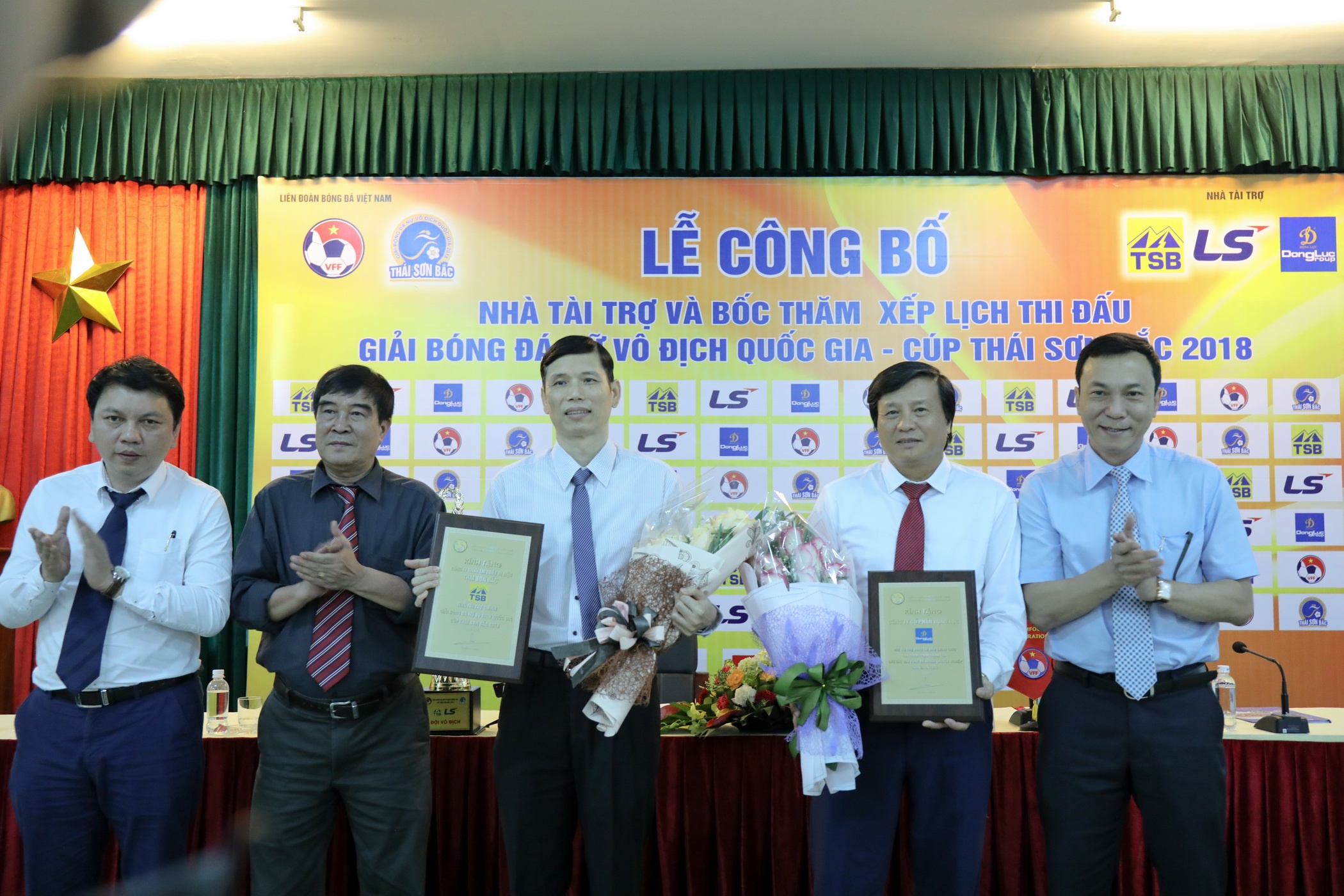 Giải nữ quốc gia sợ vắng khán giả ảnh 1 Giai nu quoc gia so vang khan gia anh 1