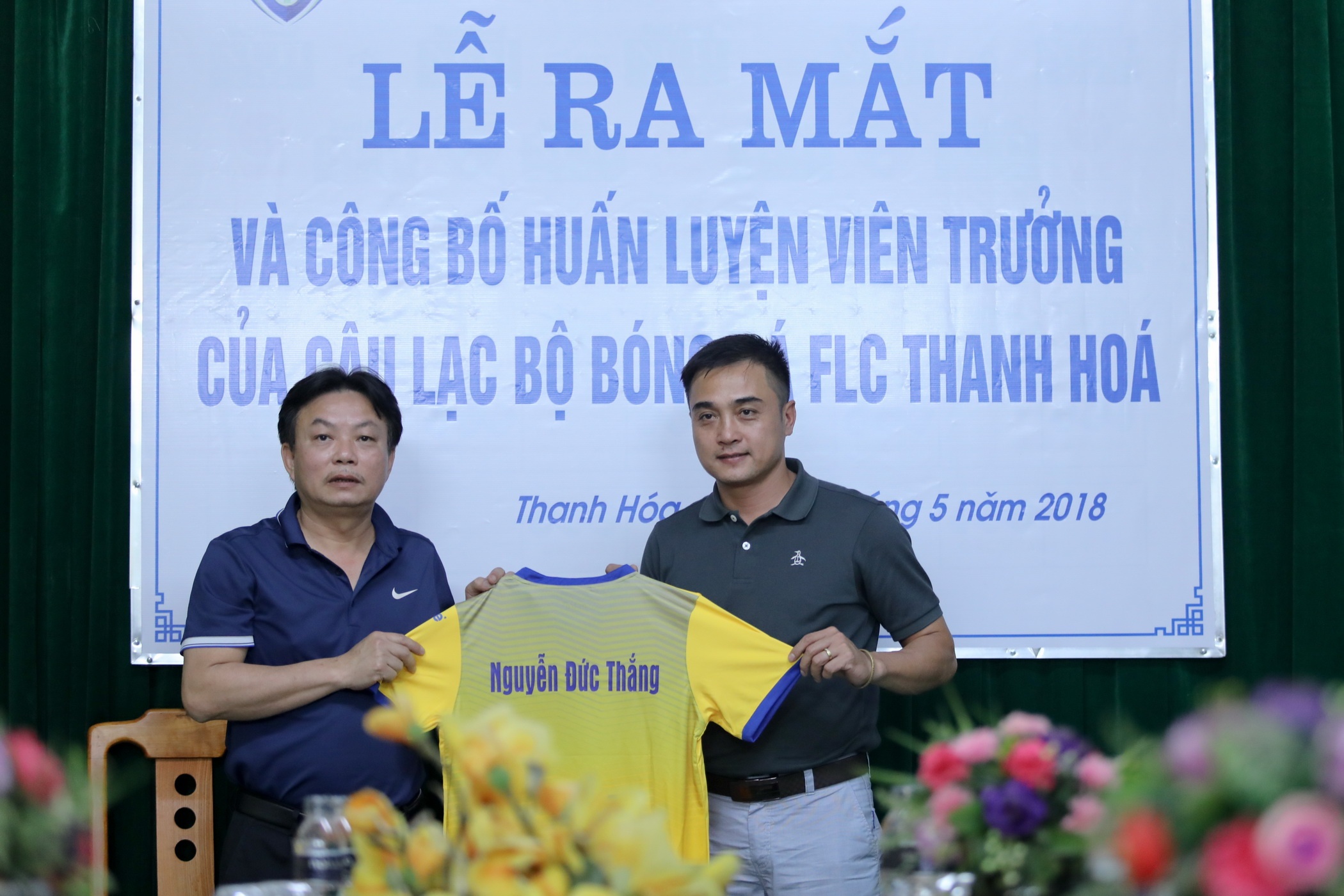 Cau thu Thanh Hoa hua doan ket duoi thoi HLV Duc T anh 1