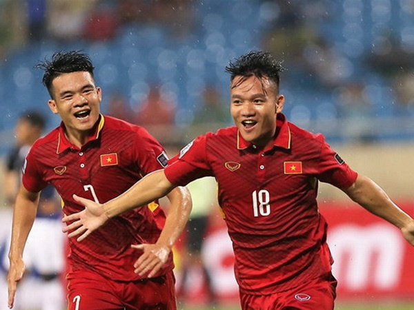 Pho chu tich VFF: Loi the cua tuyen Viet Nam moi la ly thuyet hinh anh