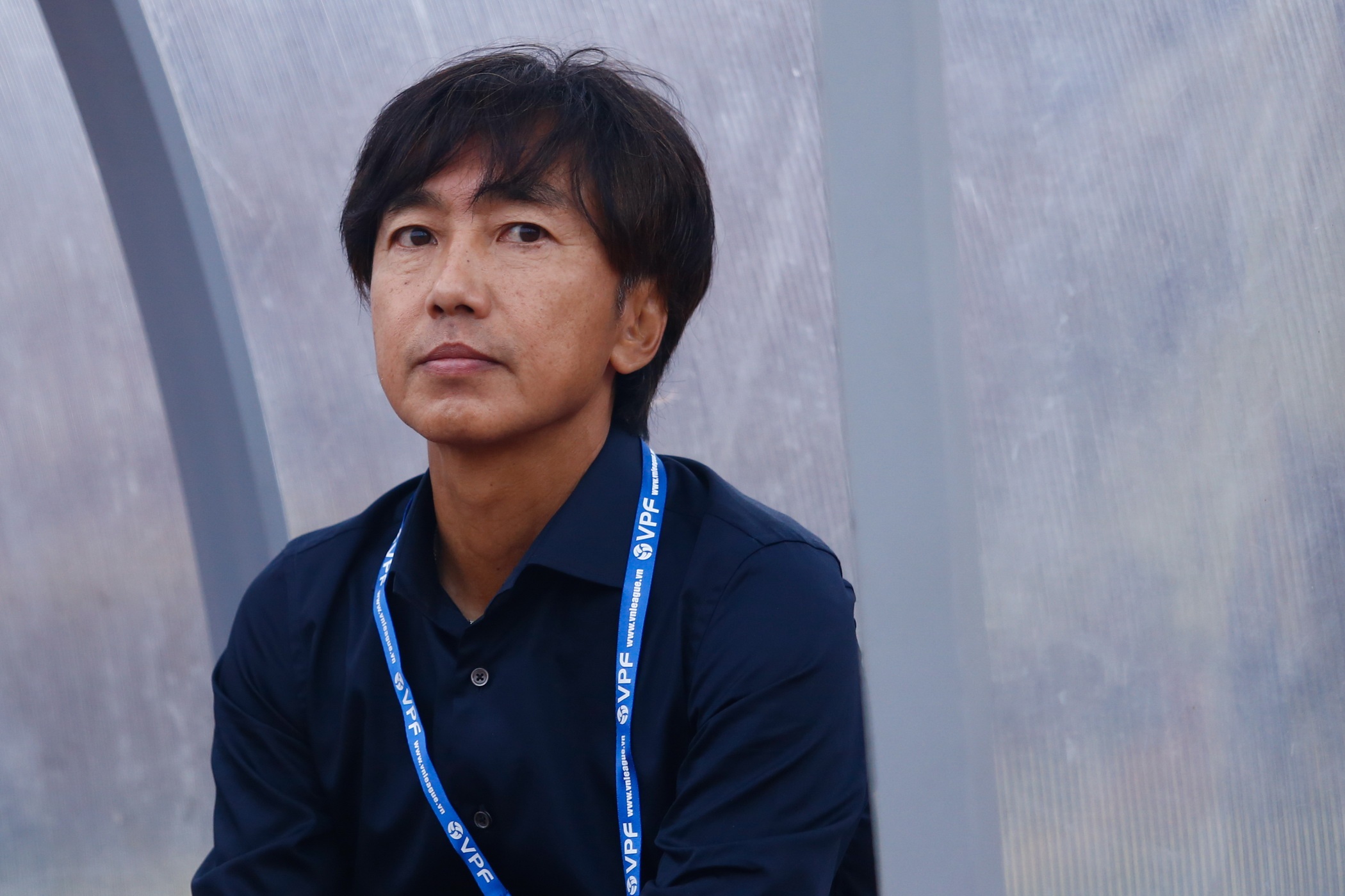 Doi bong cu tri an Cong Vinh anh 2