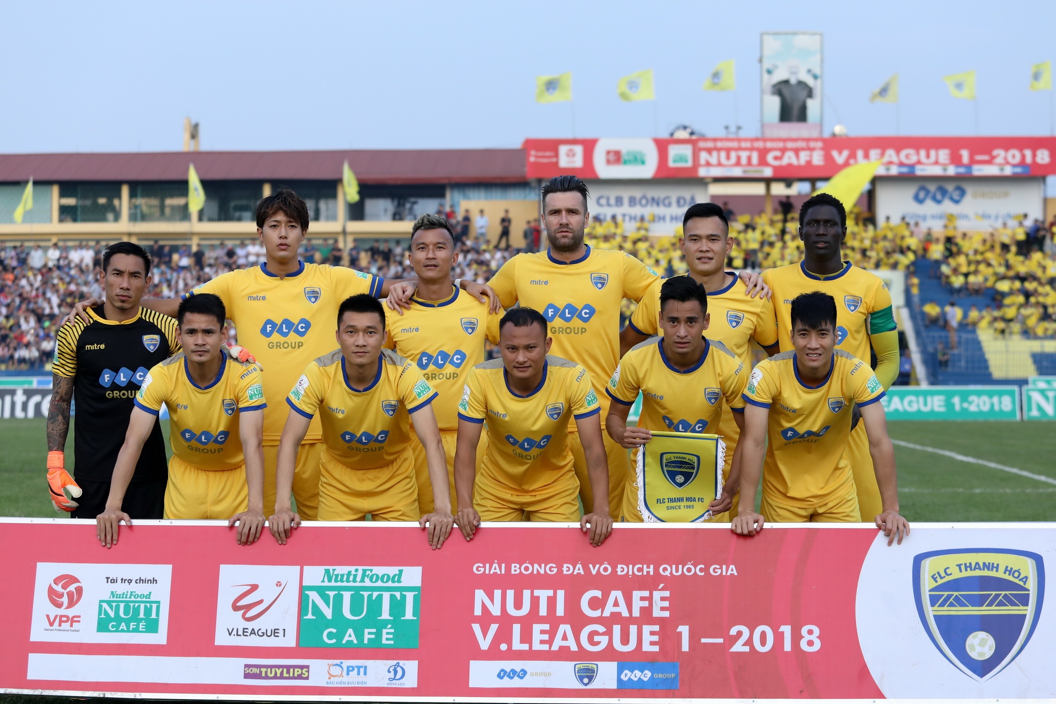 HLV Nguyen Duc Thang chia tay 4 tru cot anh 1