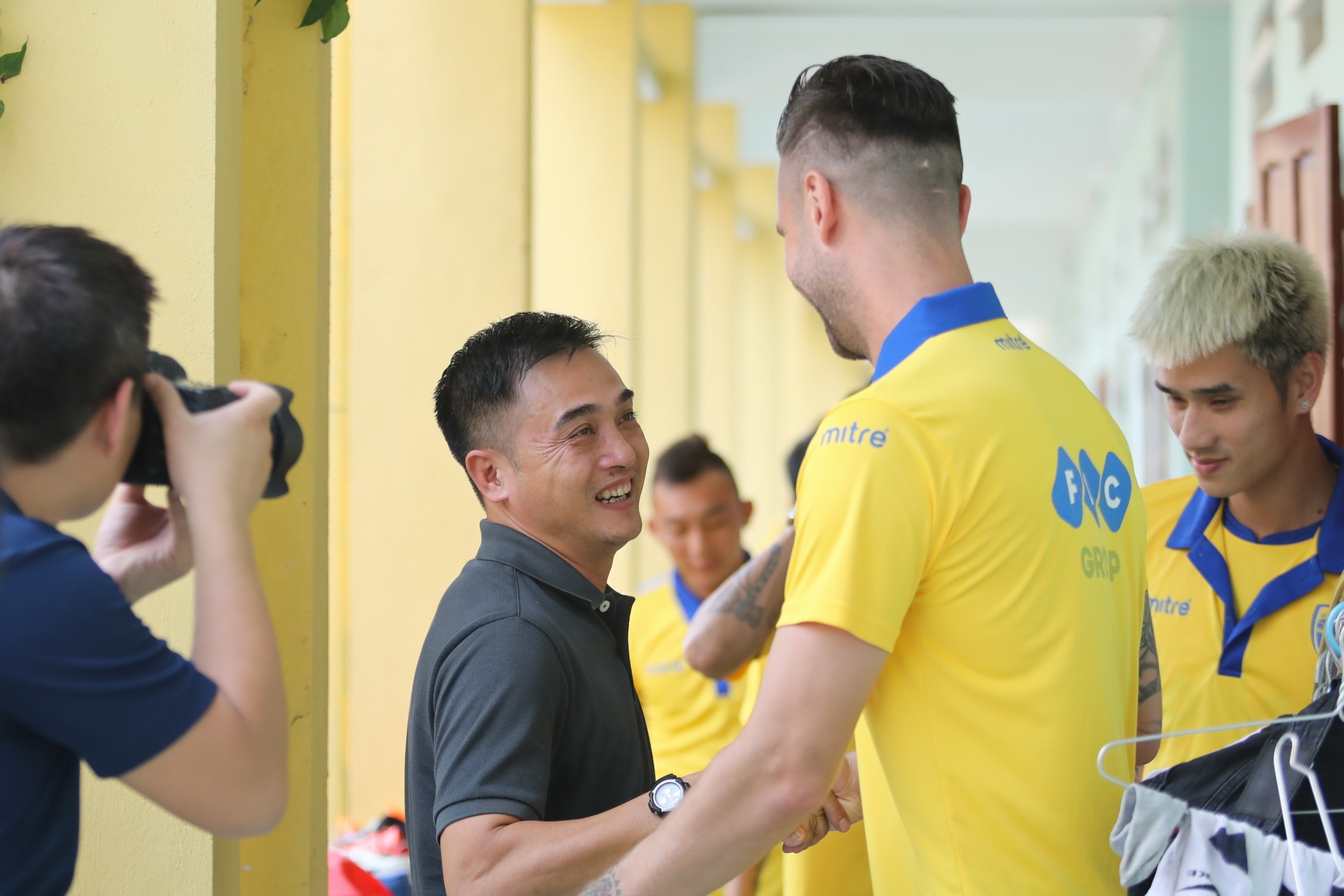 HLV Nguyen Duc Thang chia tay 4 tru cot anh 2