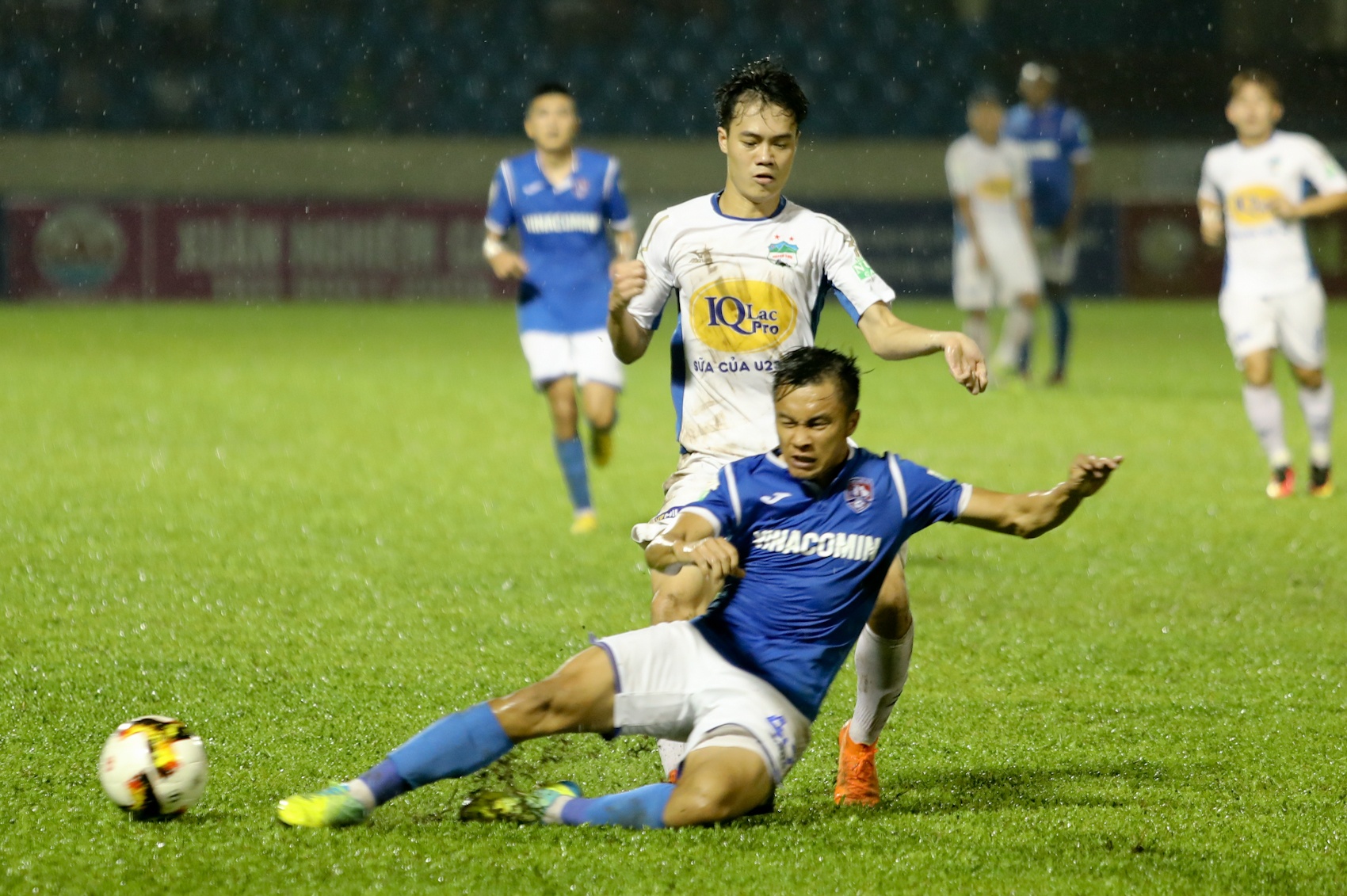 Mach 8 tran bat bai cua HAGL bi chan lai anh 6