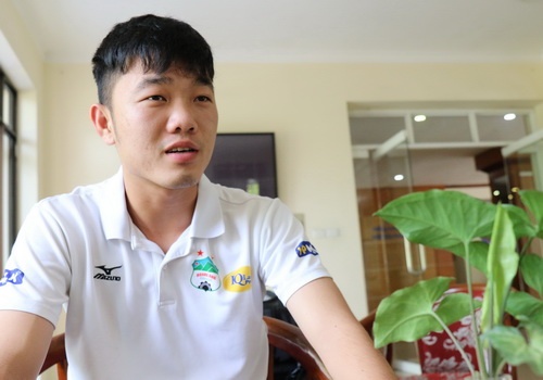 Xuan Truong tiec vi khong duoc trai nghiem khong khi World Cup hinh anh