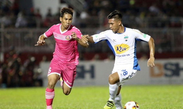 Hậu vệ HAGL bị cấm 3 trận vì đá nguội ảnh 1 Hau ve HAGL bi cam 3 tran vi da nguoi anh 1