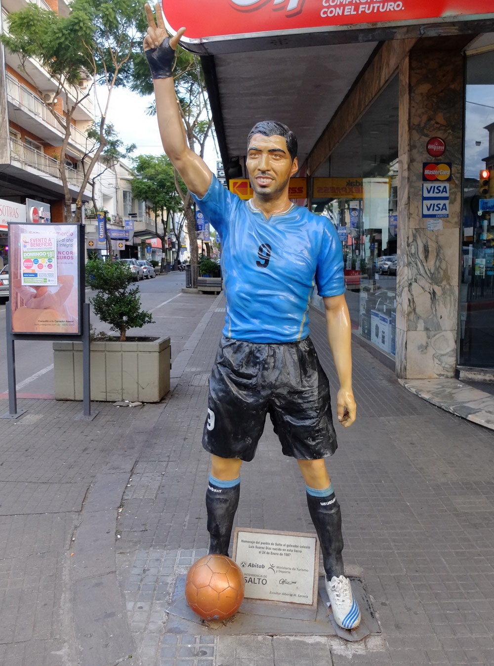 Suarez Cavani song sát hủy diệt của Uruguay ảnh 5 Suarez Cavani song sat huy diet cua Uruguay anh 5