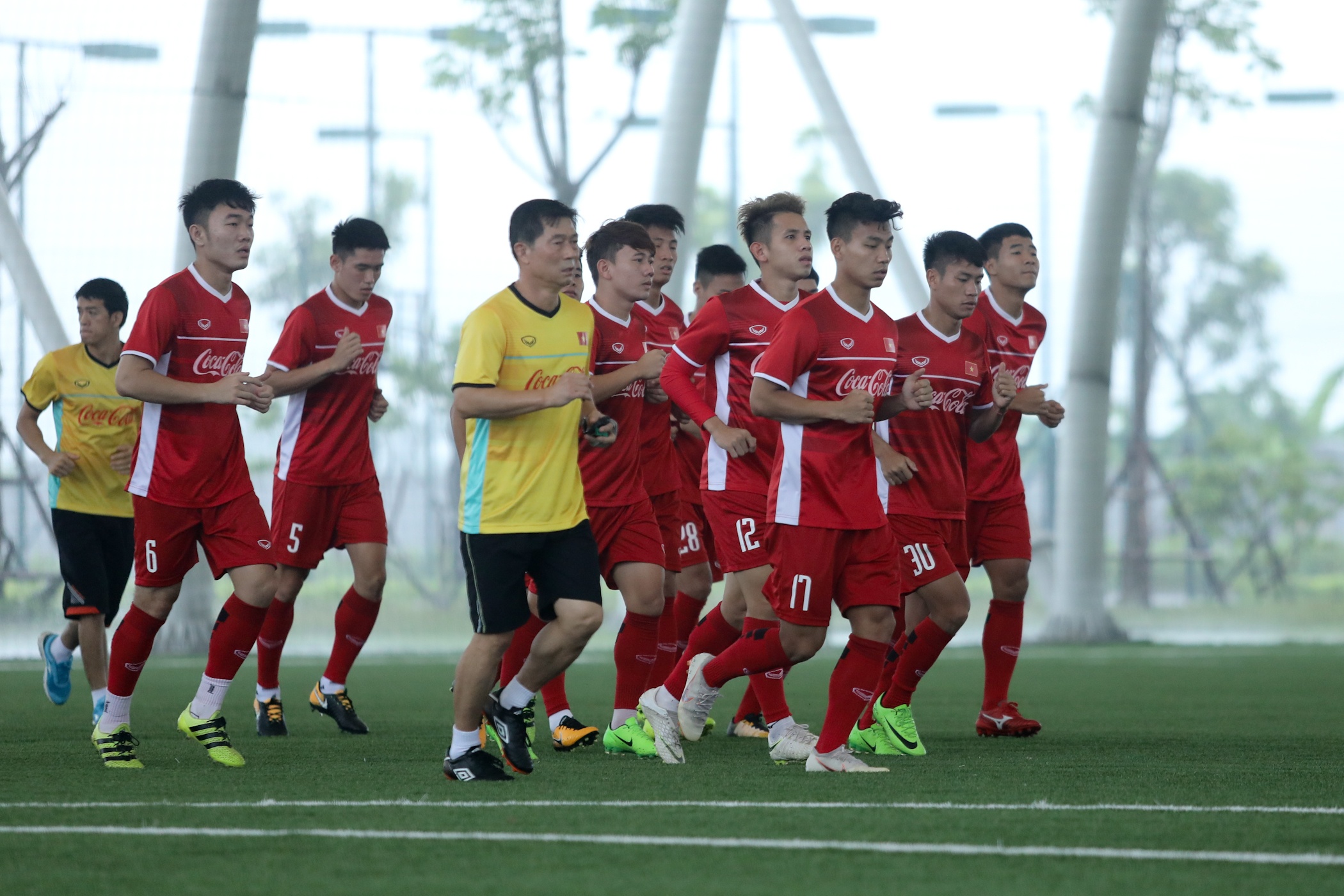 U23 Việt Nam luyện công sân mái che xịn châu Á ảnh 1 U23 Viet Nam luyen cong san mai che xin chau A anh 1