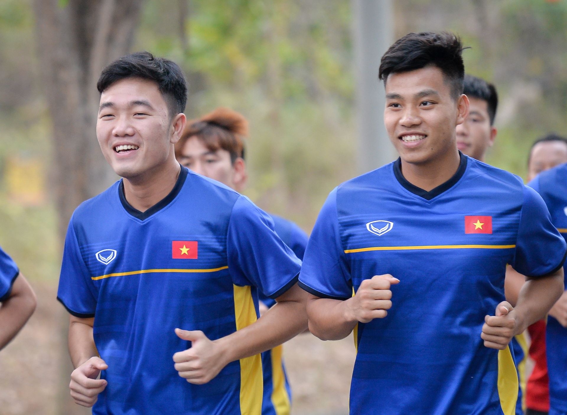 Olympic Viet Nam tap o san cong nhan Samsung anh 1