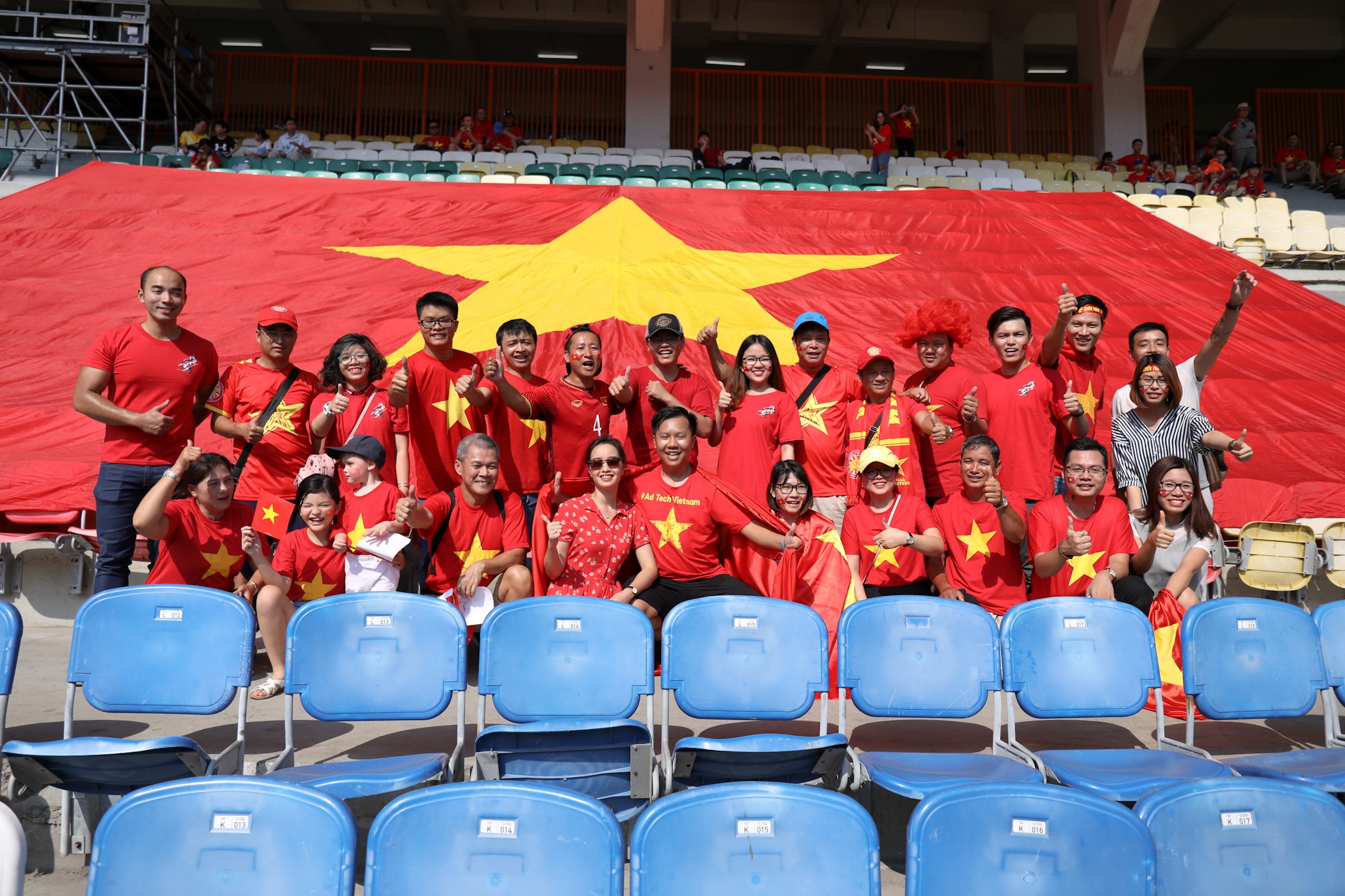 Dai ky co vu Olympic Viet Nam o Cikarang anh 2