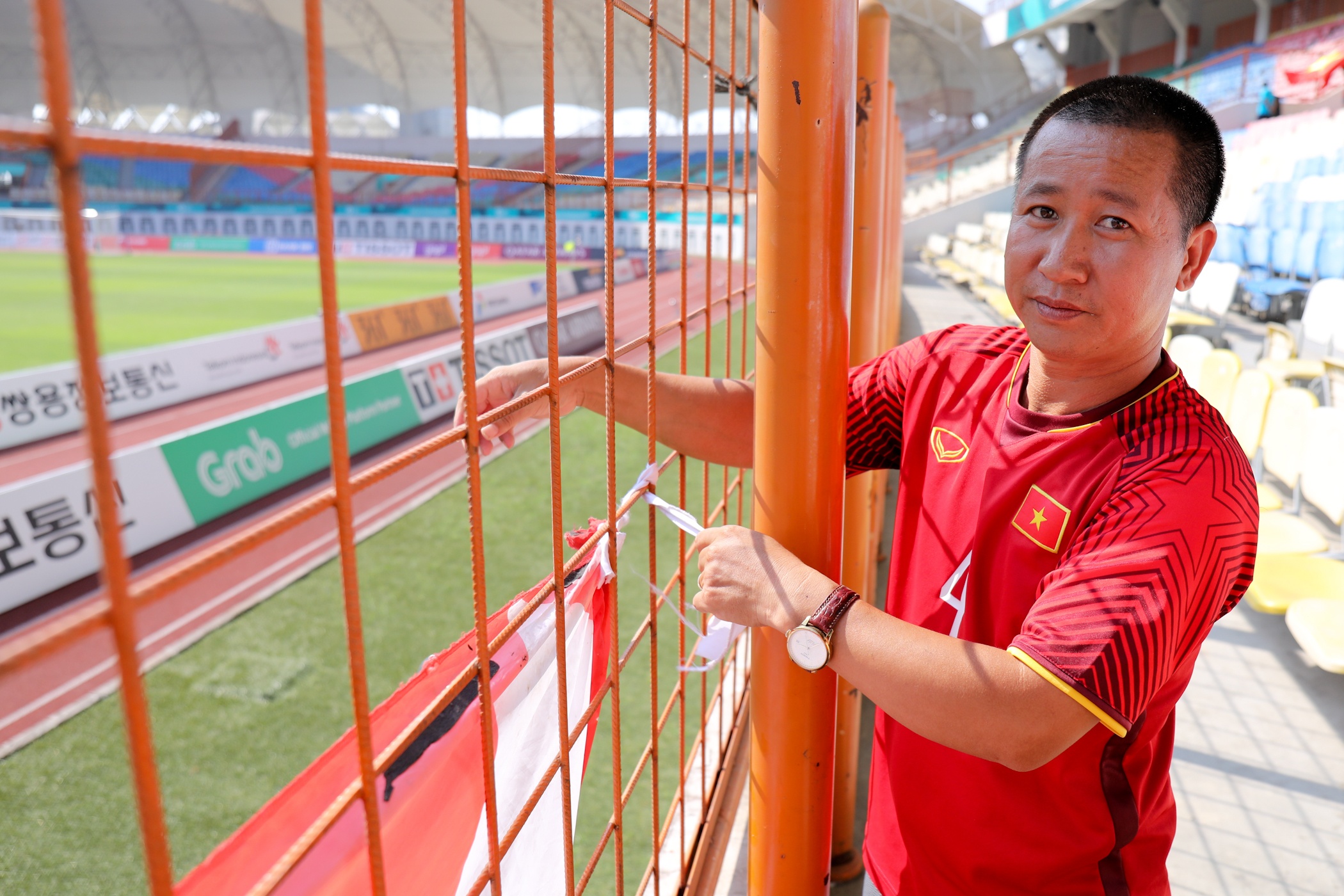 Dai ky co vu Olympic Viet Nam o Cikarang anh 3