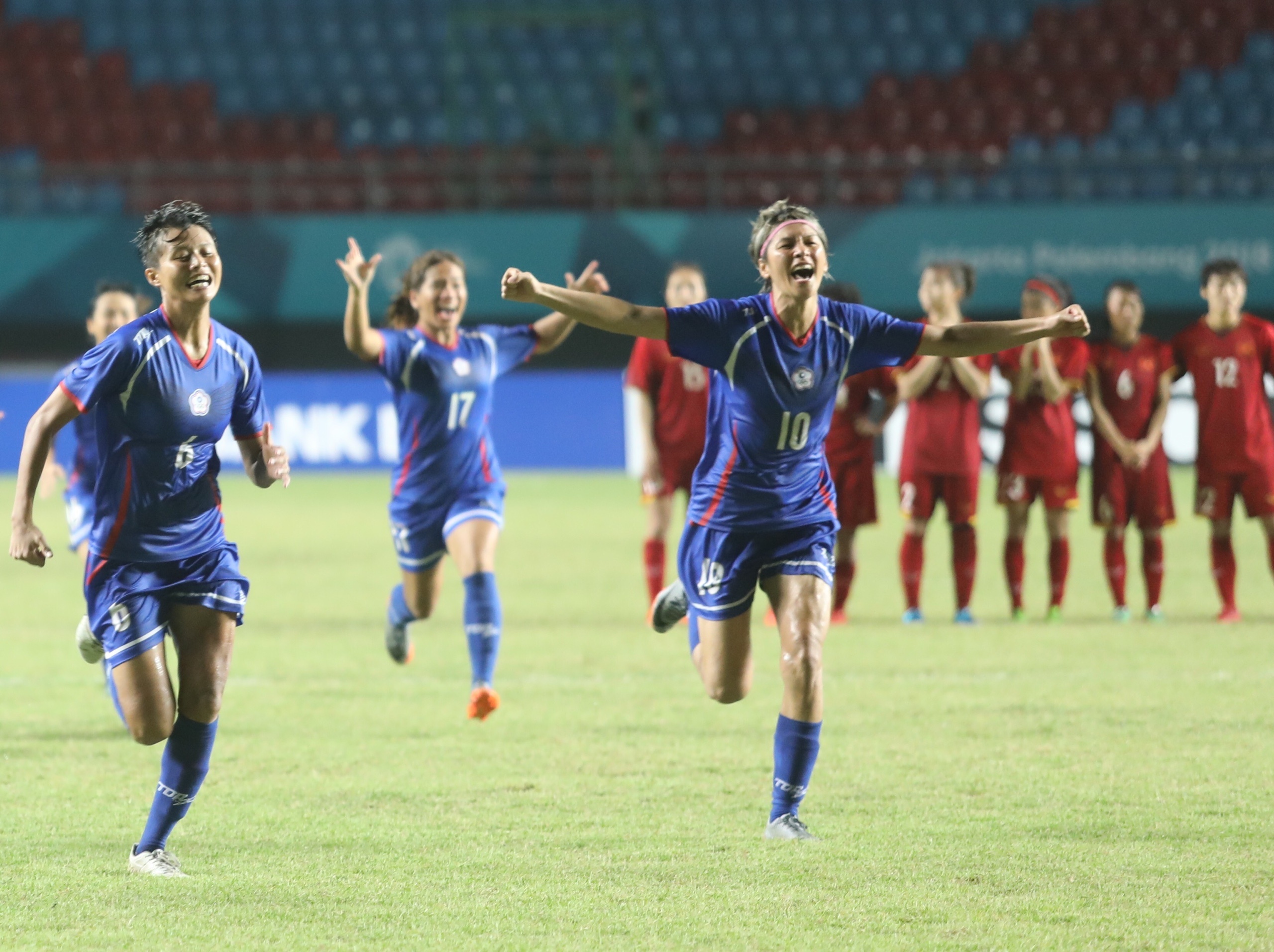 Vì sao tuyển nữ Việt Nam bại trận trước Đài Loan? ảnh 2 Vi sao tuyen nu Viet Nam bai tran truoc Dai Loan? anh 2