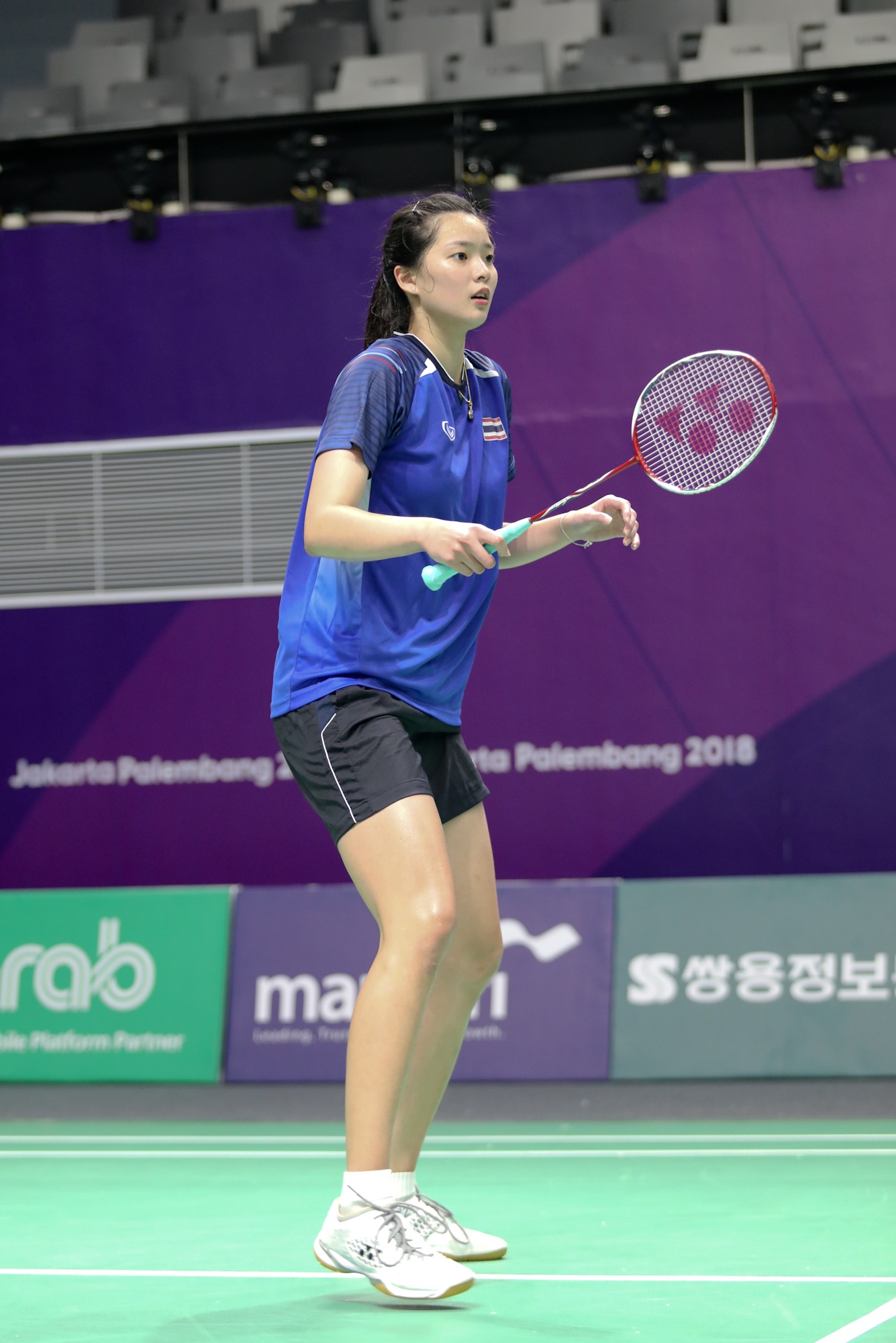 Ve ngoai xinh dep cua hot girl cau long Thai Lan anh 2