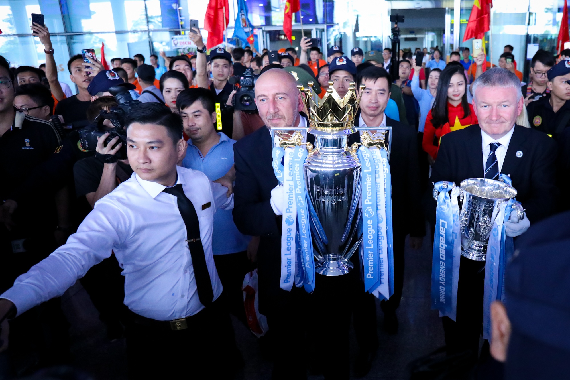 Bau Hien nang Cup ngoai Hang Anh anh 1