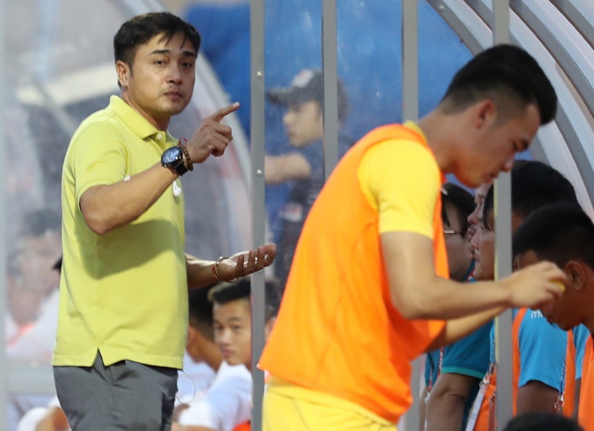 Thanh Hóa đè bẹp cựu vương V.League ảnh 1 Thanh Hoa de bep cuu vuong V.League anh 1