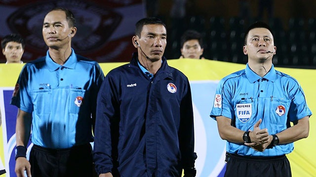 Tro ly trong tai V.League qua doi sang nay vi tai nan giao thong hinh anh