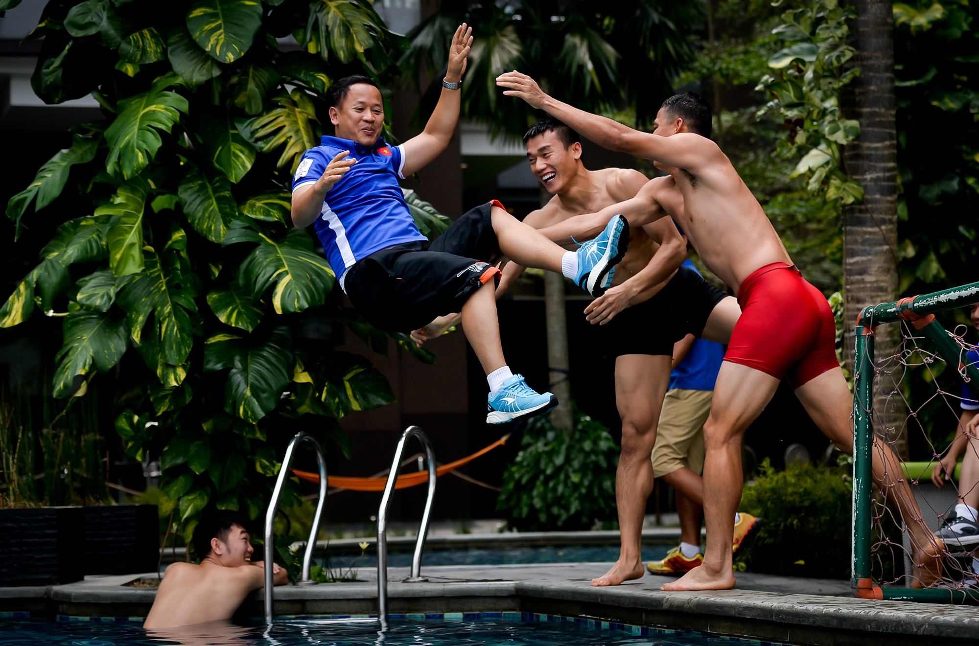 Tro ly Le Huy Khoa quan trong the nao anh 8