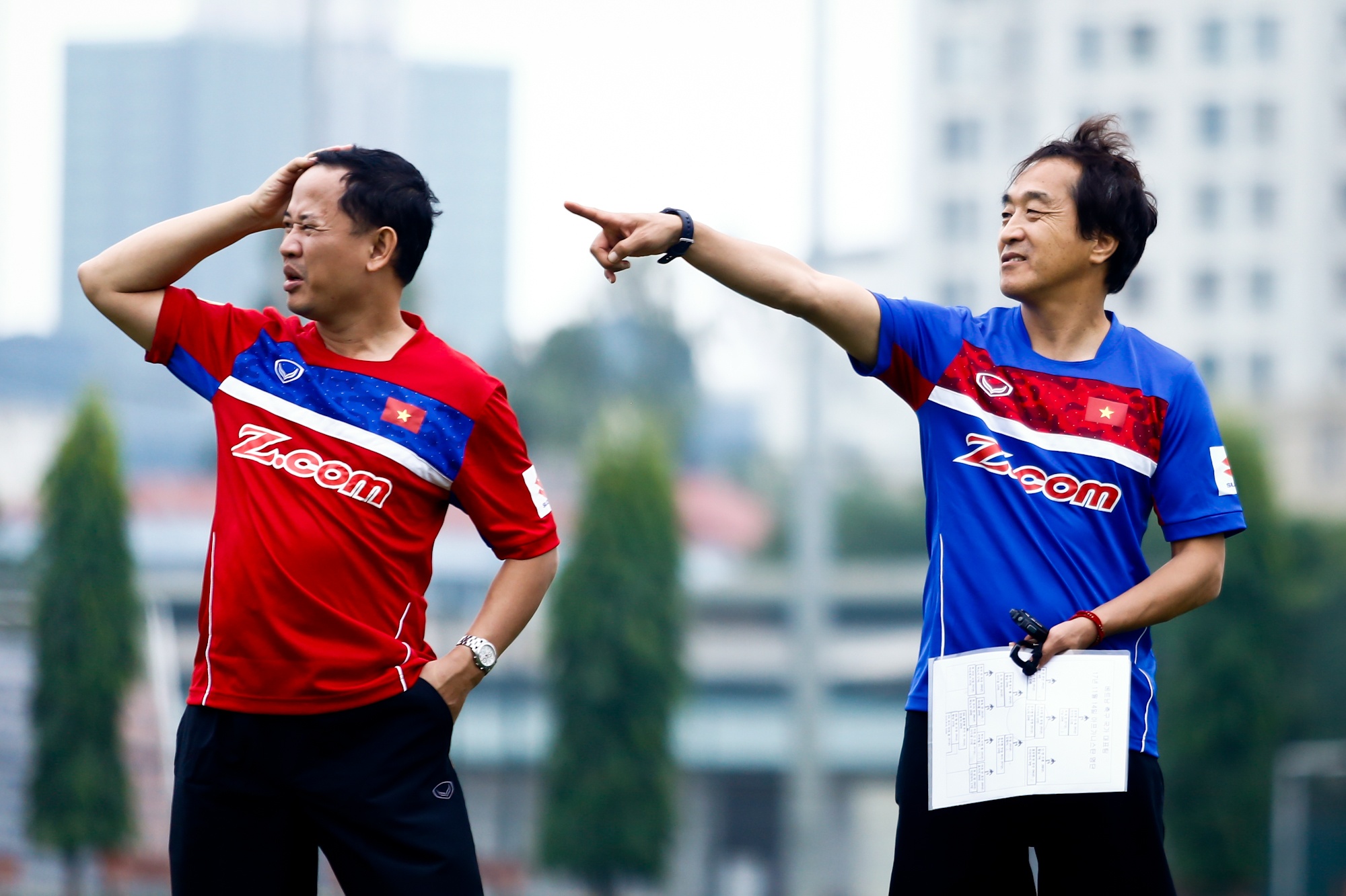 Tro ly Le Huy Khoa quan trong the nao anh 2