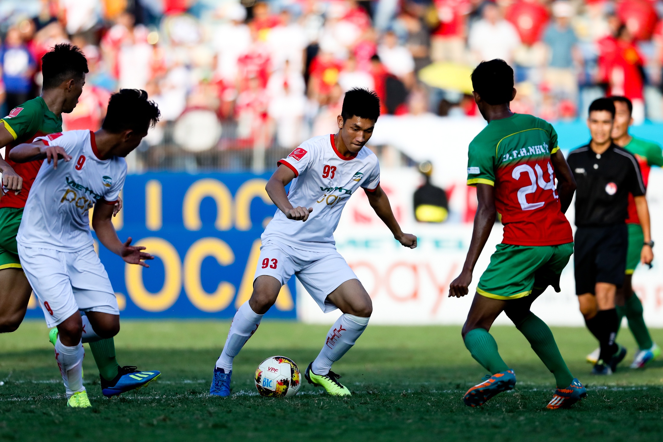 Hau due The Cong tro lai V.League anh 11