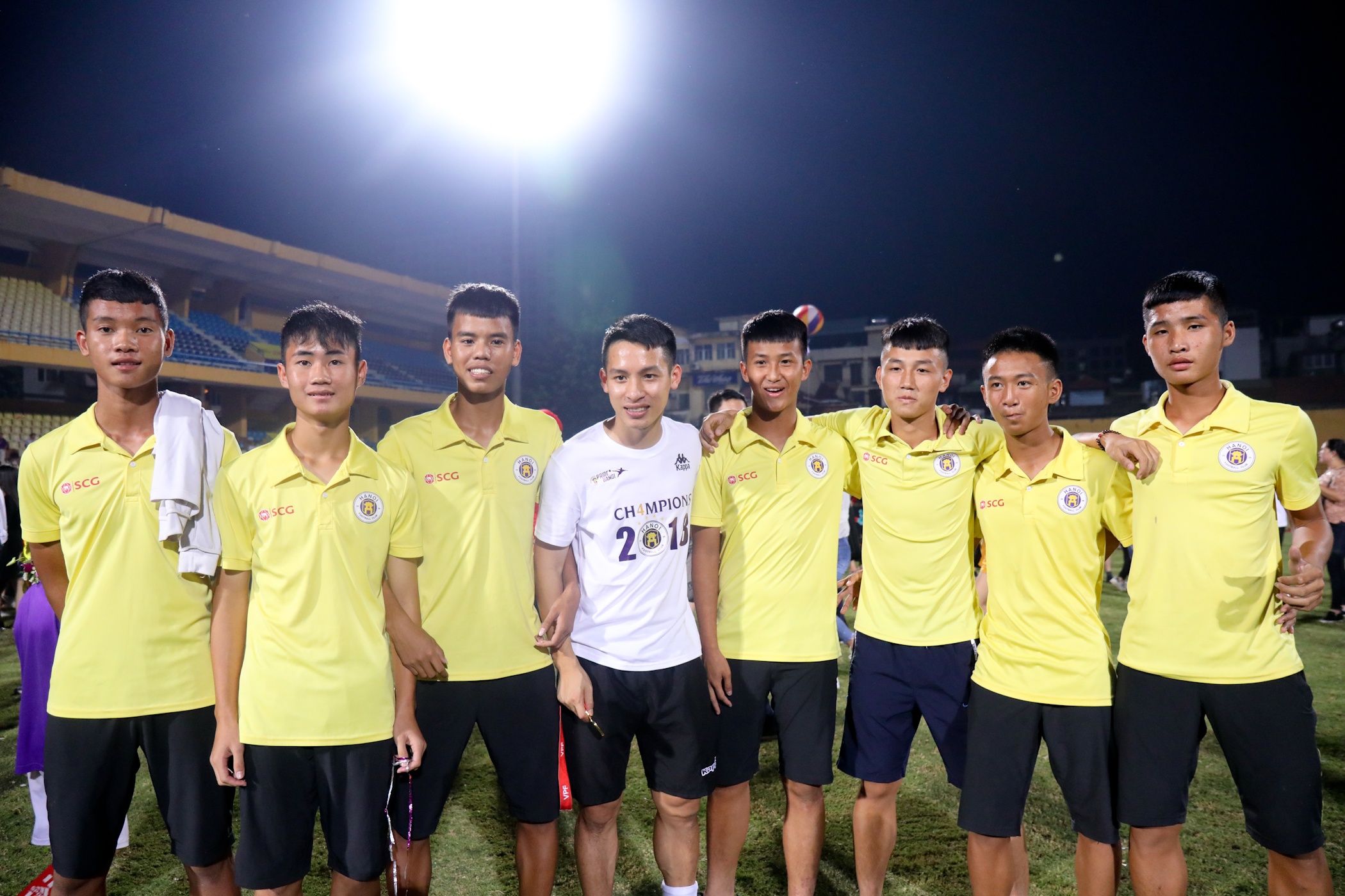 Bạn gái Quang Hải đẹp dịu dàng ảnh 12 Ban gai Quang Hai dep diu dang anh 12