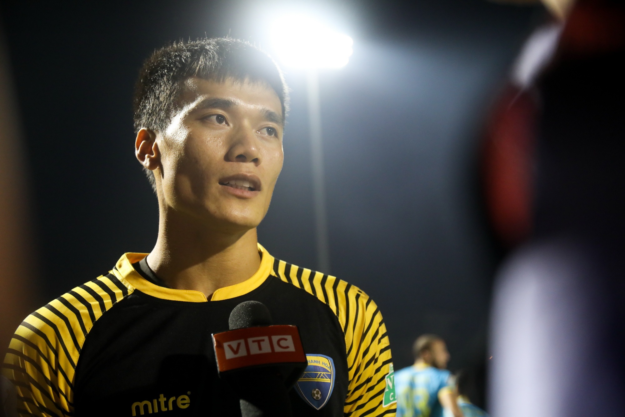 Bui Tien Dung chua bao gio hai long anh 1