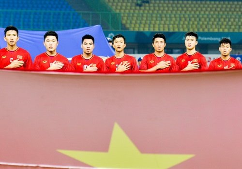 Thay Park gui gam gi sau ban danh sach tuyen Viet Nam du AFF Cup? hinh anh