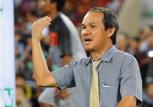 Bau Duc va cai gia phai tra cho nguoi tien phong hinh anh