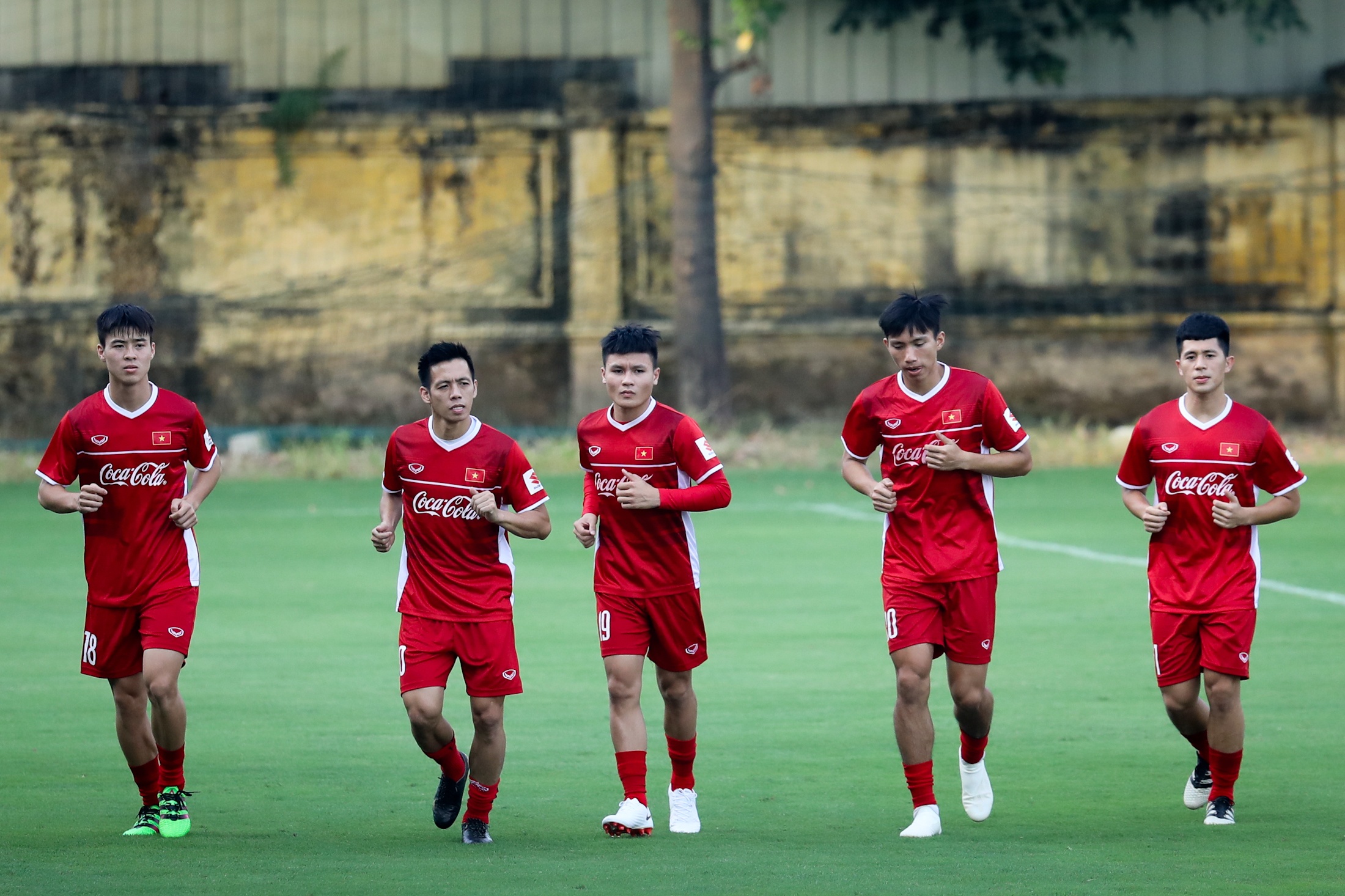 HLV Park Hang-seo bat Xuan Truong tap them anh 11