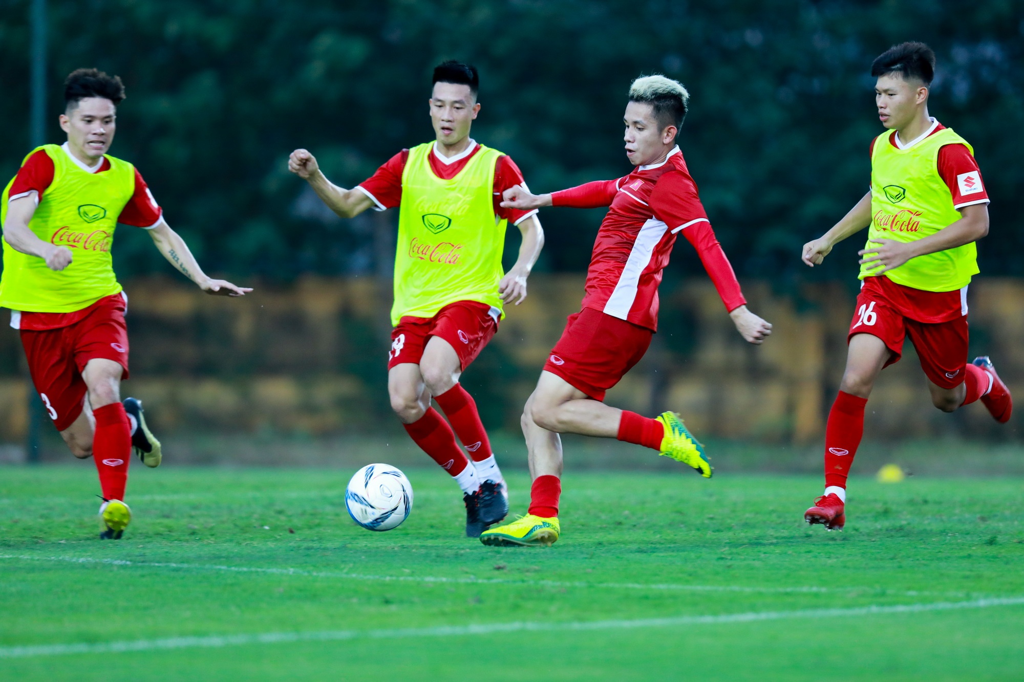 HLV Park Hang-seo xóa thẻ đỏ ảnh 2 HLV Park Hang-seo xoa the do anh 2