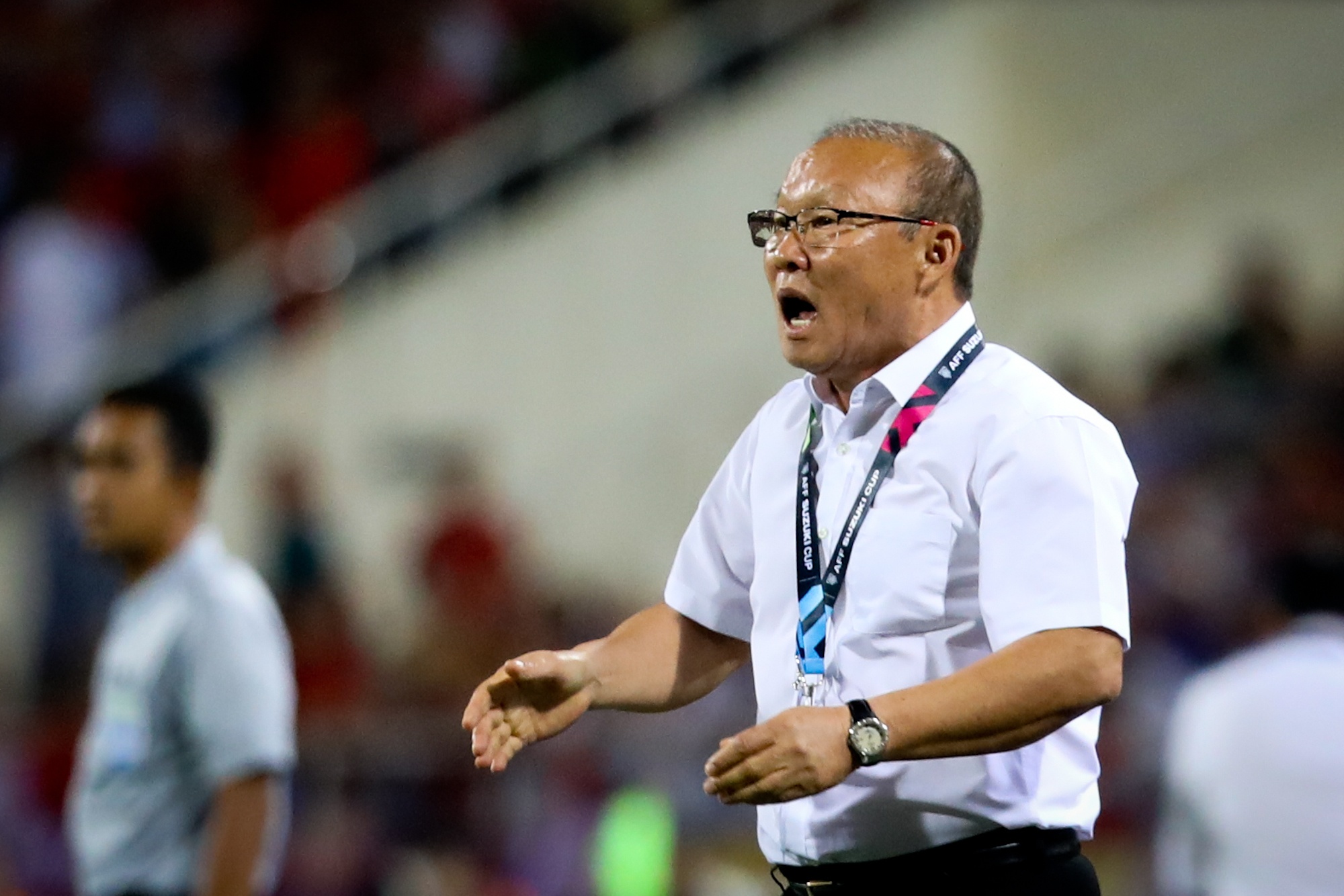 Tro ly giu HLV Park Hang-seo de tranh an phat anh 1