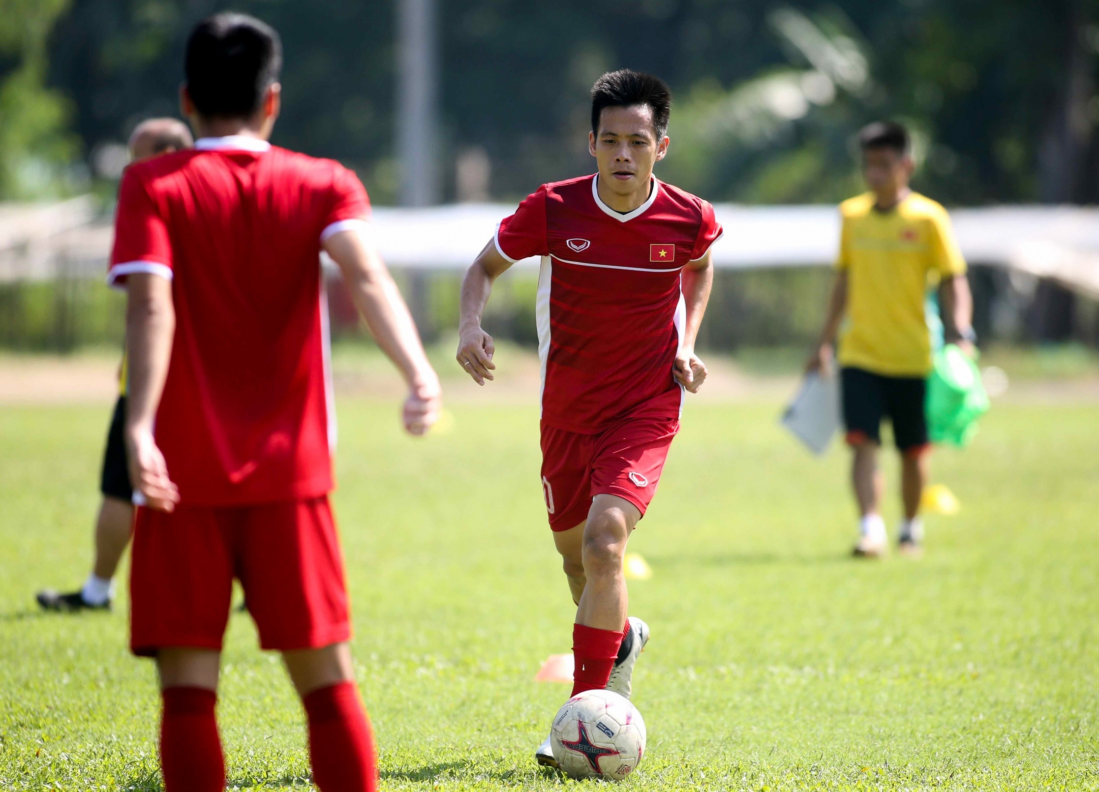 Huy Hung tro lai thay Xuan Truong anh 2