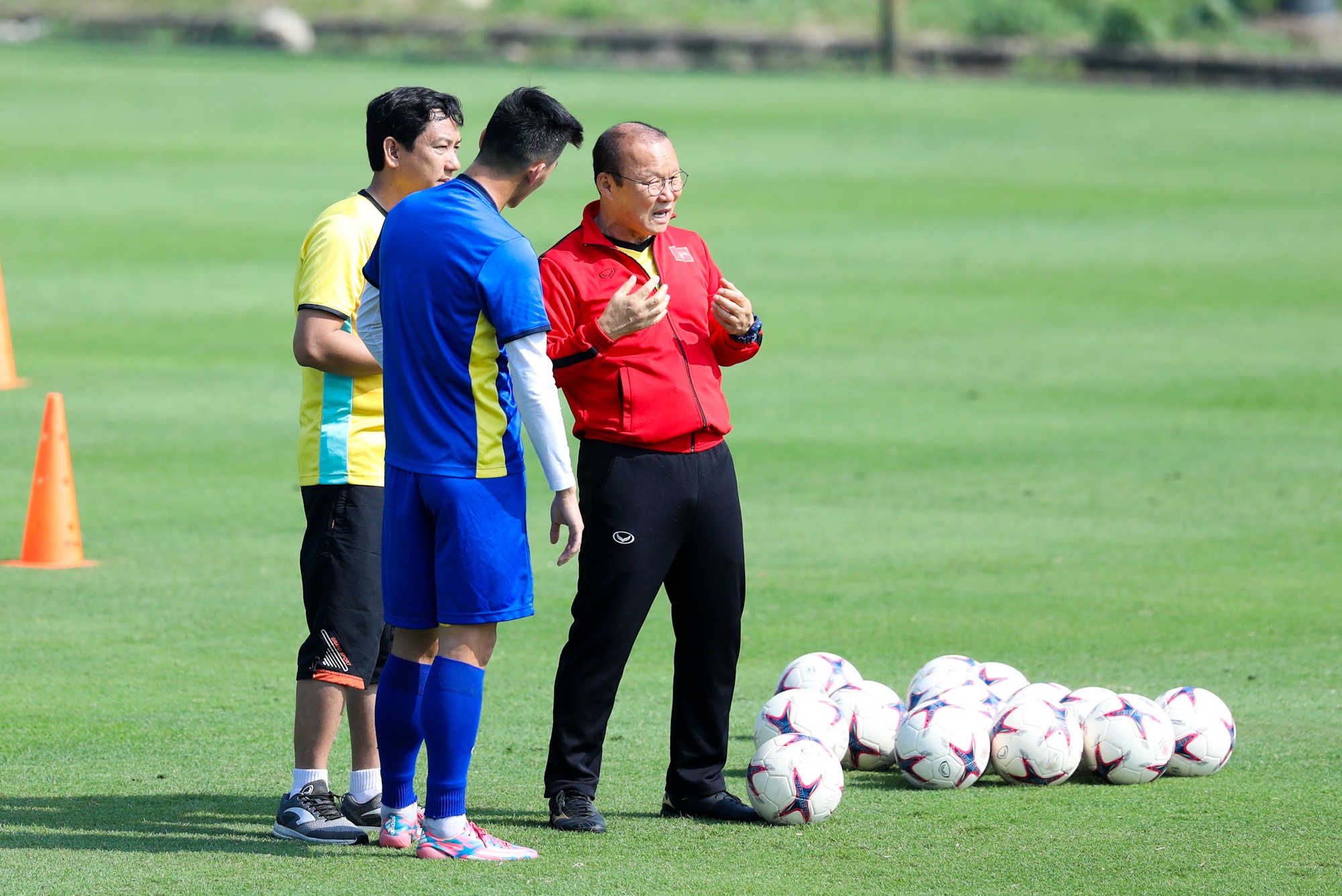 HLV Park Hang-seo dan rieng Tien Linh anh 2