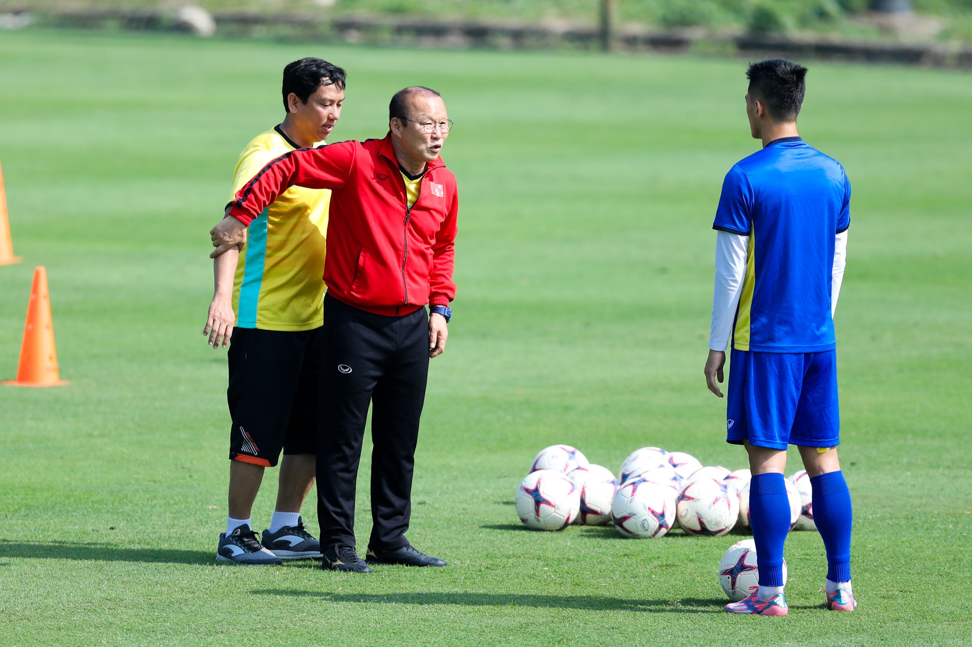 HLV Park Hang-seo dan rieng Tien Linh anh 4