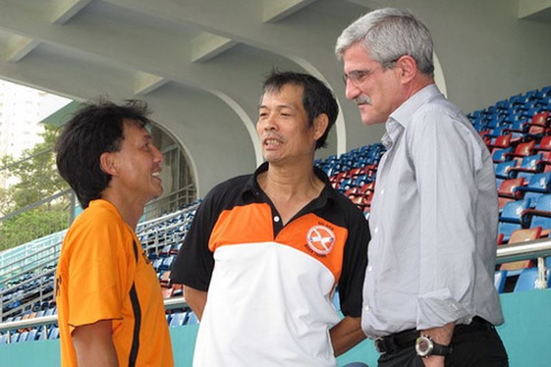 Người phiên dịch và ký ức sống mãi với Calisto ảnh 2 Nguoi phien dich va ky uc song mai voi Calisto anh 2