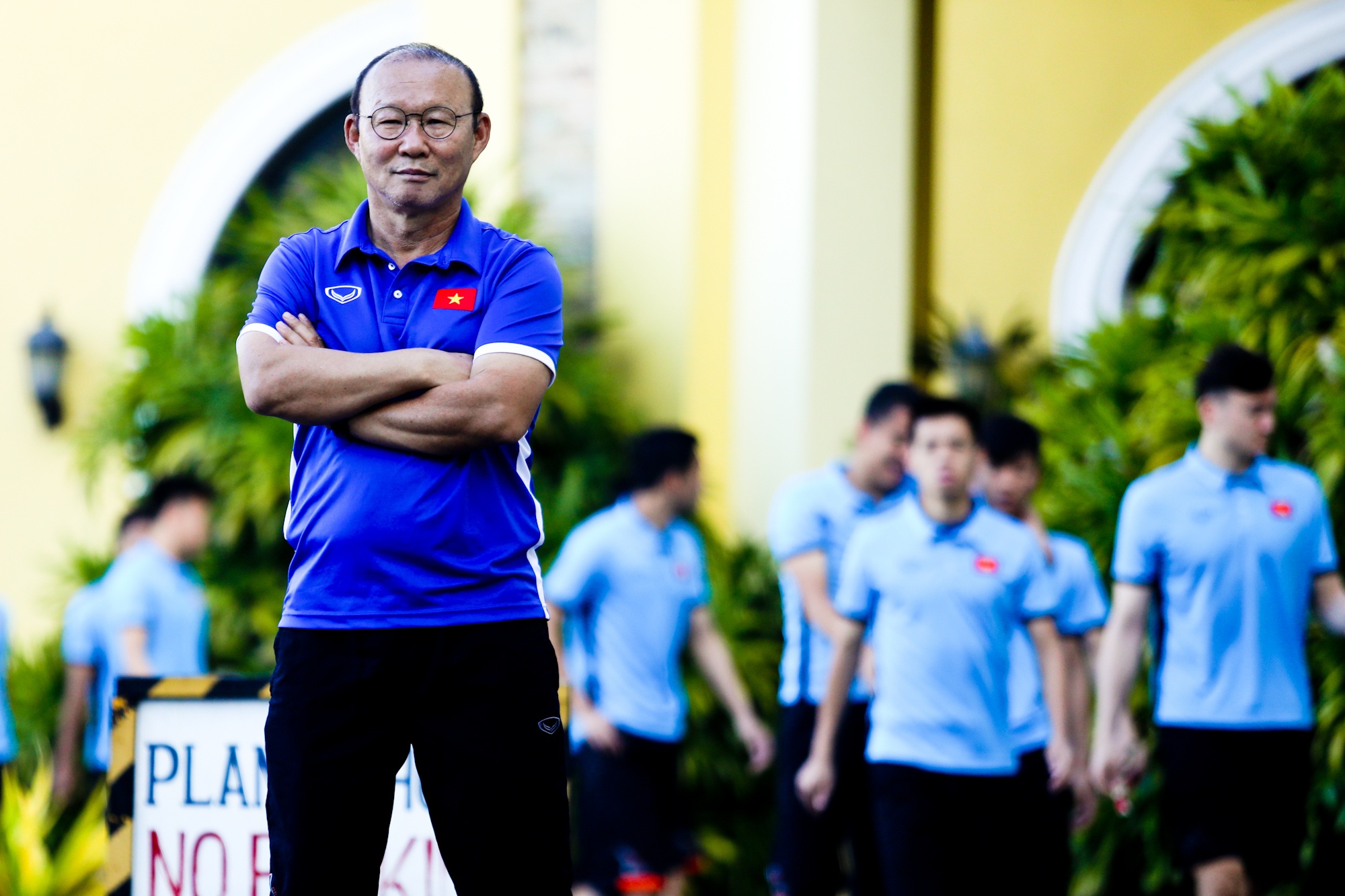 Tuyển Việt Nam tập buổi đầu tiên trên đất Bacolod ảnh 7 Tuyen Viet Nam tap buoi dau tien tren dat Bacolod anh 7