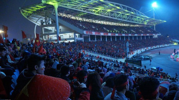 'Da ban het ve tran Viet Nam vs Philippines tai My Dinh' hinh anh