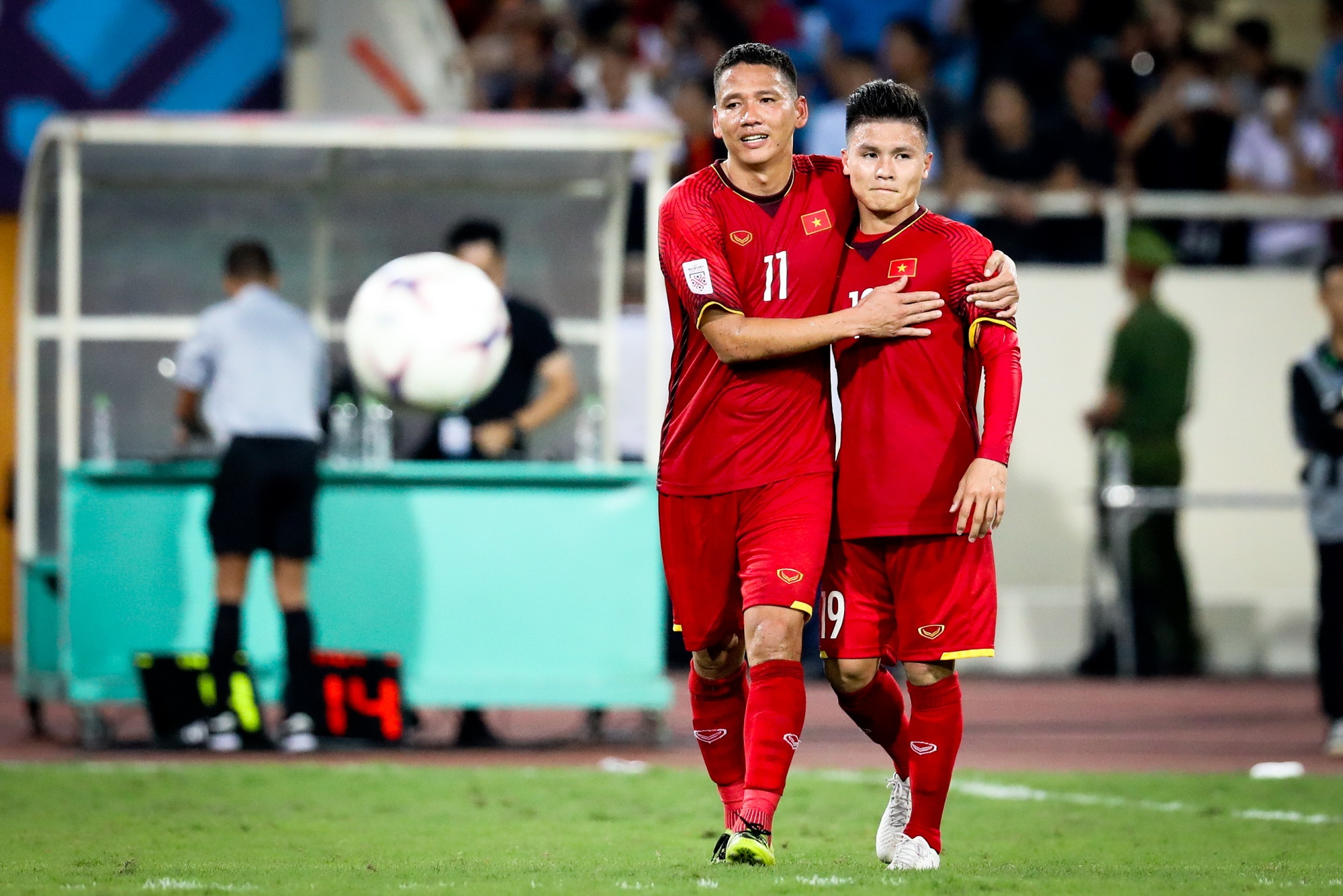 Ai can duoc Quang Hai gianh Qua bong vang? anh 2