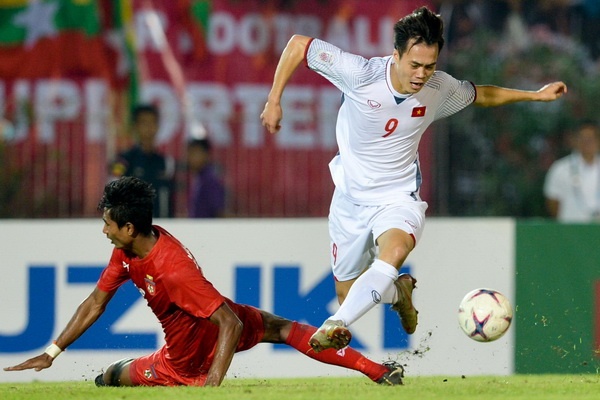 Van Toan se tro lai neu tuyen Viet Nam vao chung ket AFF Cup 2018 hinh anh