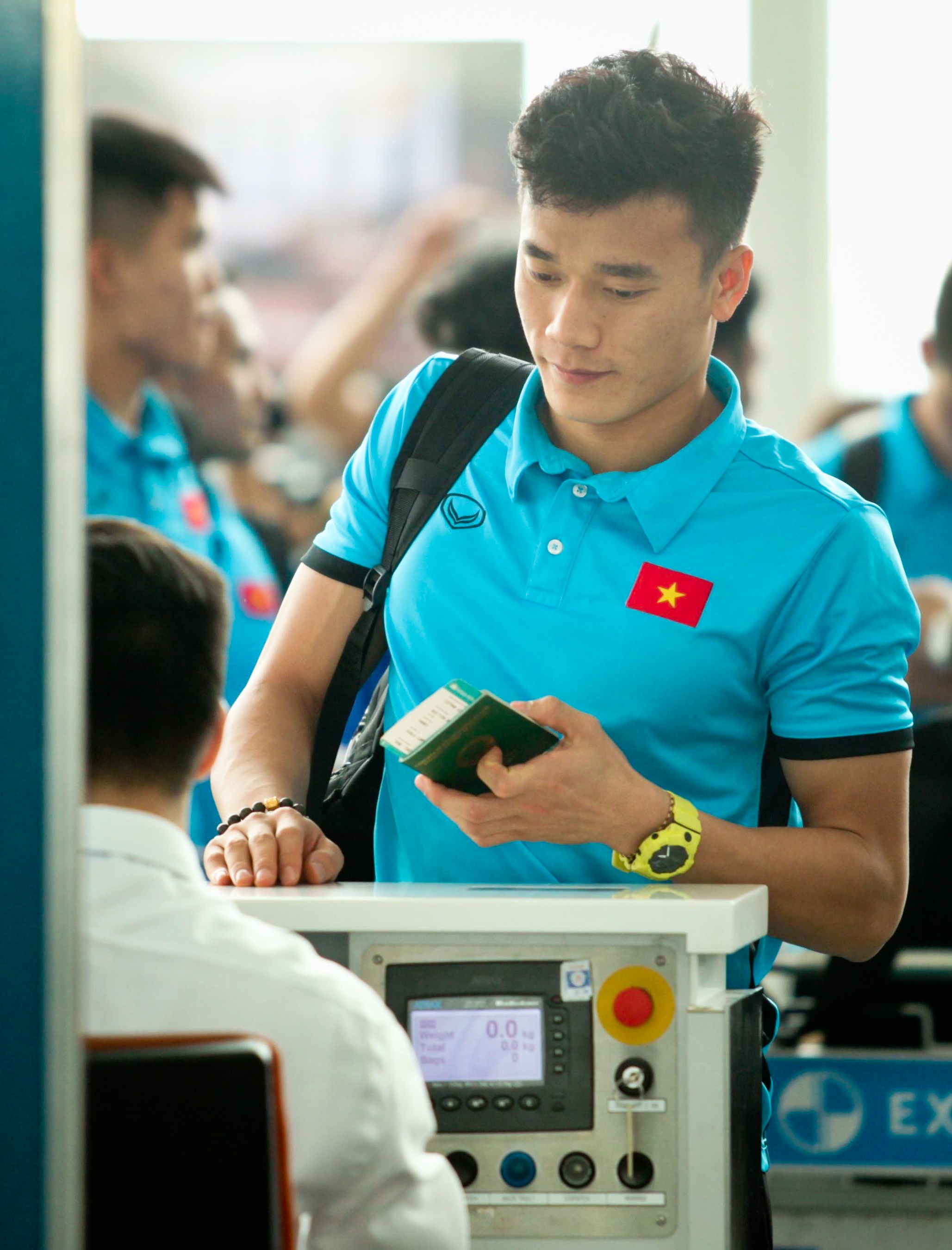 Tuyen Viet Nam cuoi rang ro chinh phuc Malaysia anh 8