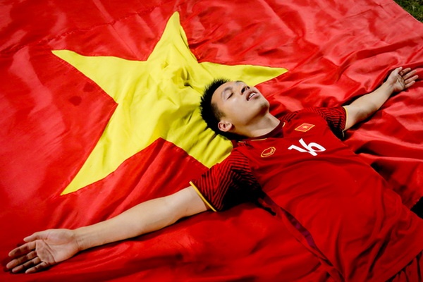 Tuyen Viet Nam duoc nghi 4 ngay sau chuc vo dich AFF Cup 2018 hinh anh