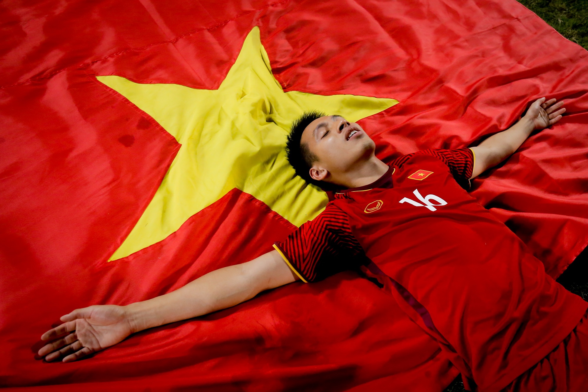 Tuyển Việt Nam chỉ được xả hơi 4 ngày ảnh 1 Tuyen Viet Nam chi duoc xa hoi 4 ngay anh 1