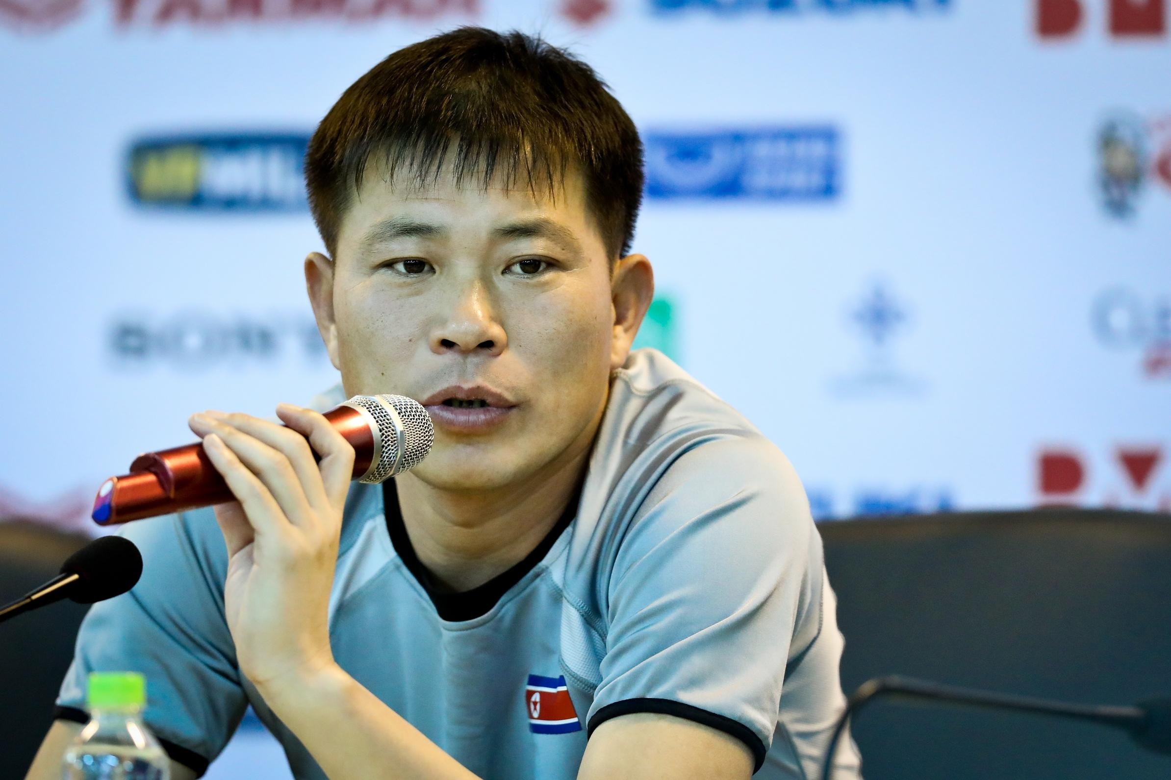 Kim Yong-jun ảnh 1 Kim Yong-jun anh 1