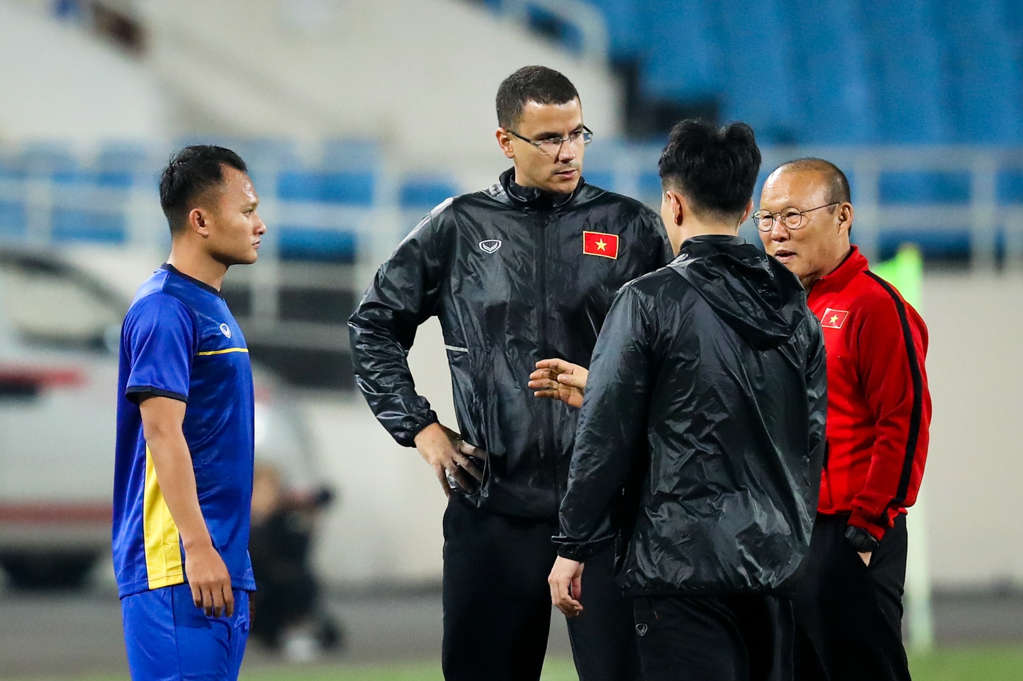 Duc Huy cho Xuan Truong hit khoi anh 10