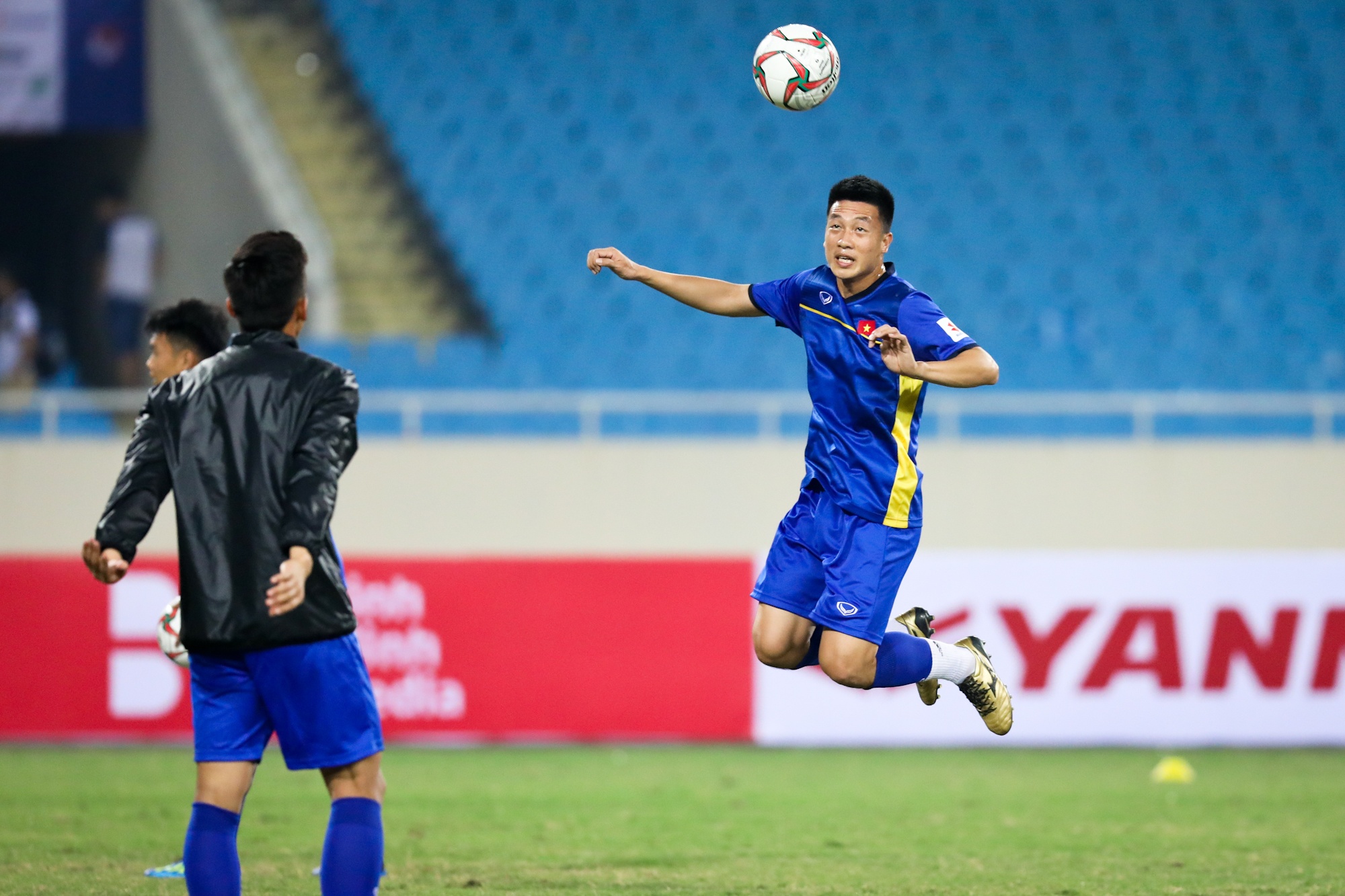 Duc Huy cho Xuan Truong hit khoi anh 11