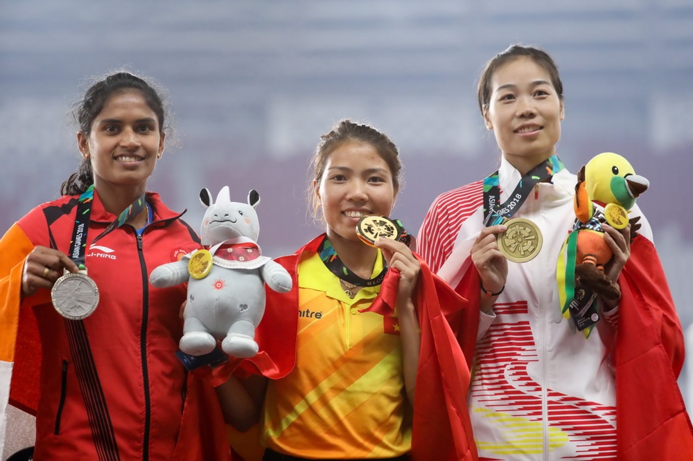 Quang Hai ve nhi bau chon VDV tieu bieu anh 1