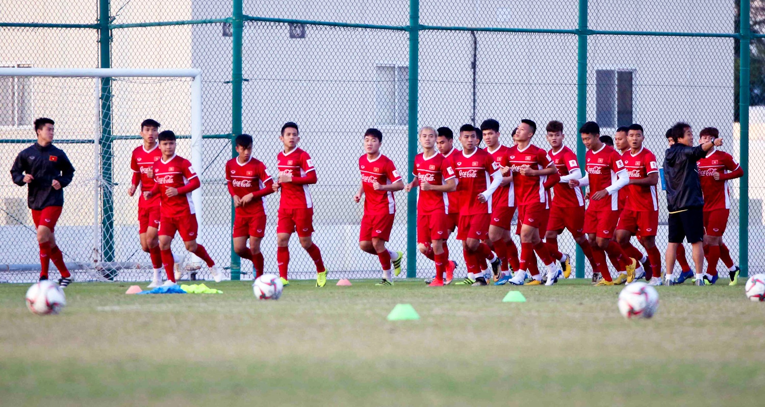 HLV Park Hang-seo dặn dò Văn Lâm, Tuấn Mạnh ảnh 1 HLV Park Hang-seo dan do Van Lam, Tuan Manh anh 1