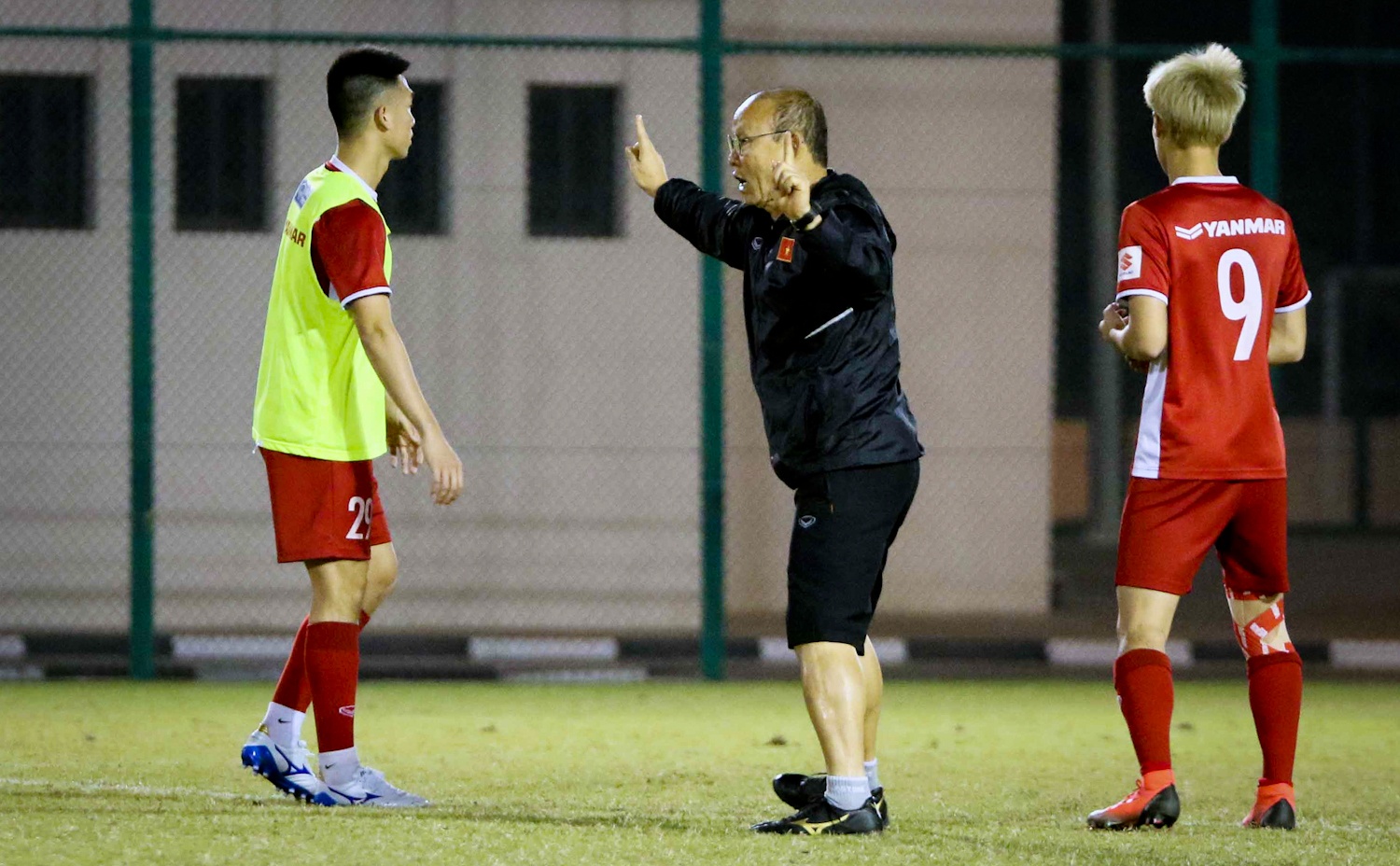 Tuyen Viet Nam cung co hang thu anh 7