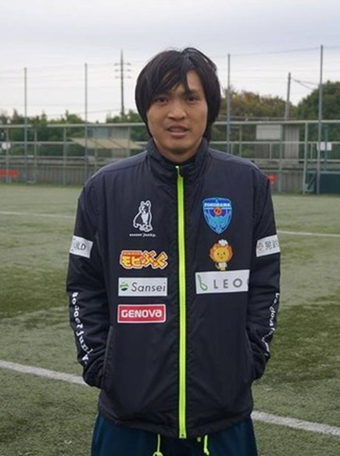 Tranh cãi Quang Hải xuất ngoại ảnh 4 Tranh cai Quang Hai xuat ngoai anh 4