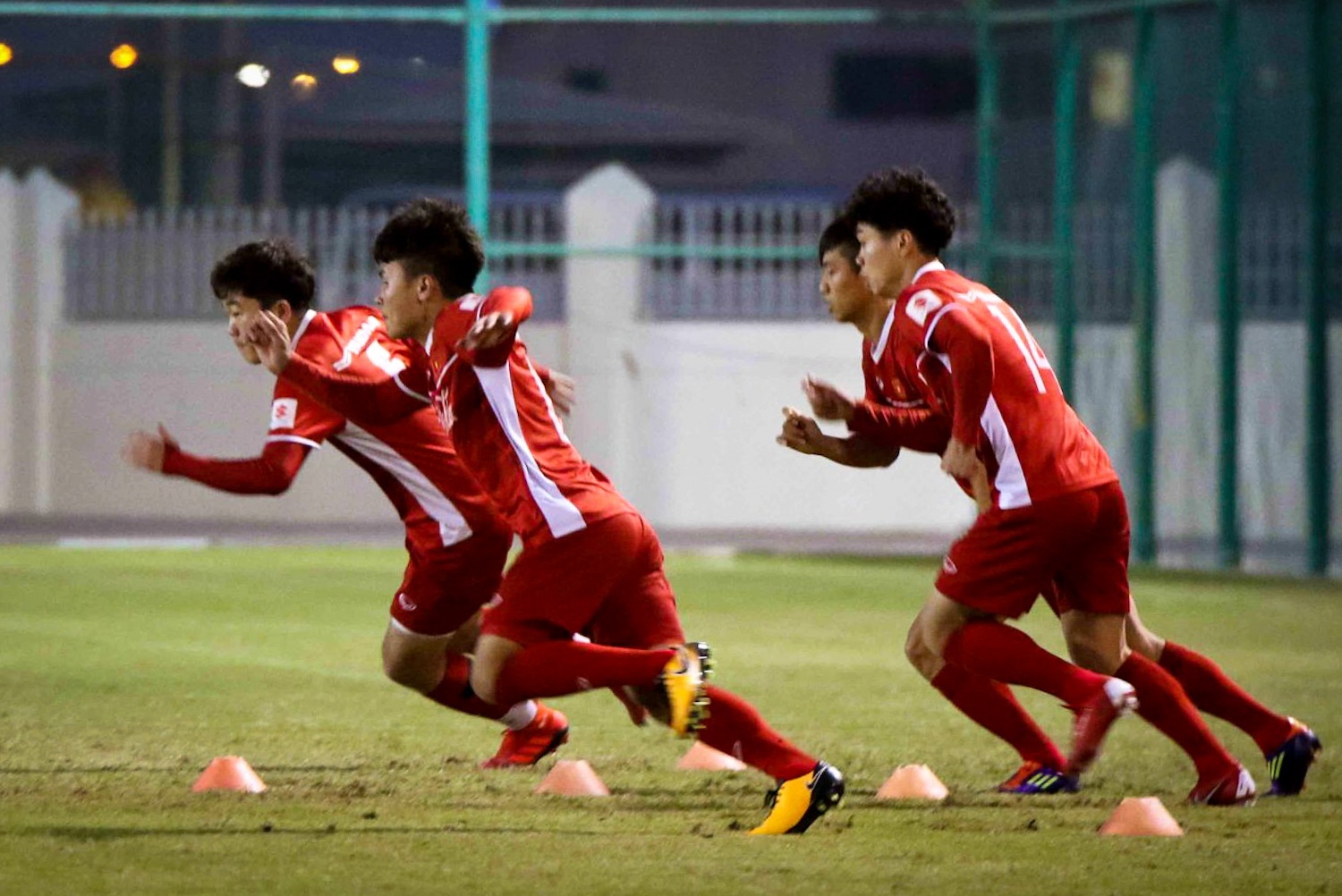 Viet Nam tap buoi cuoi truoc tai dau Philippines anh 4