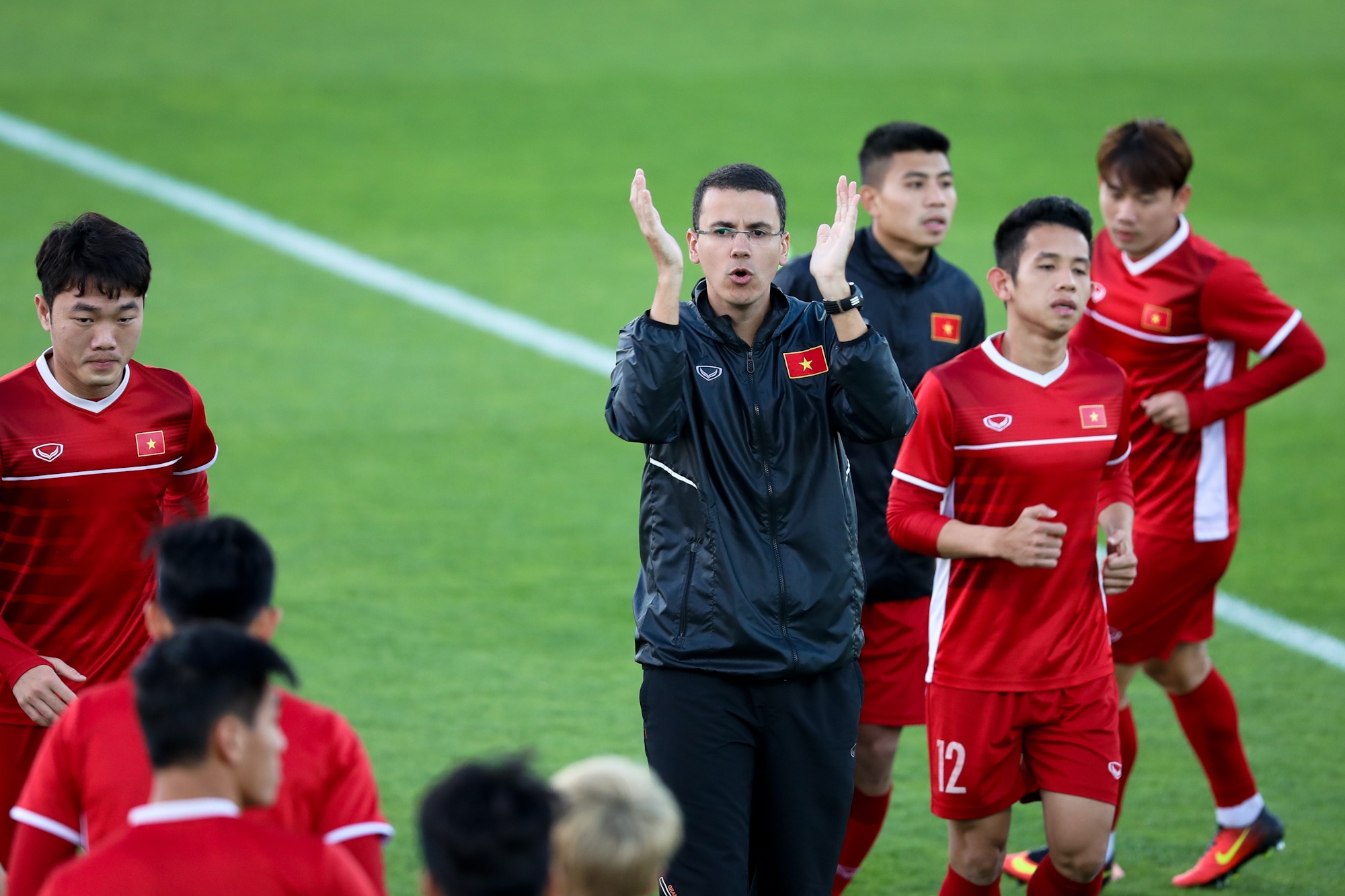 HLV Park Hang-seo dặn riêng Quang Hải ảnh 1 HLV Park Hang-seo dan rieng Quang Hai anh 1