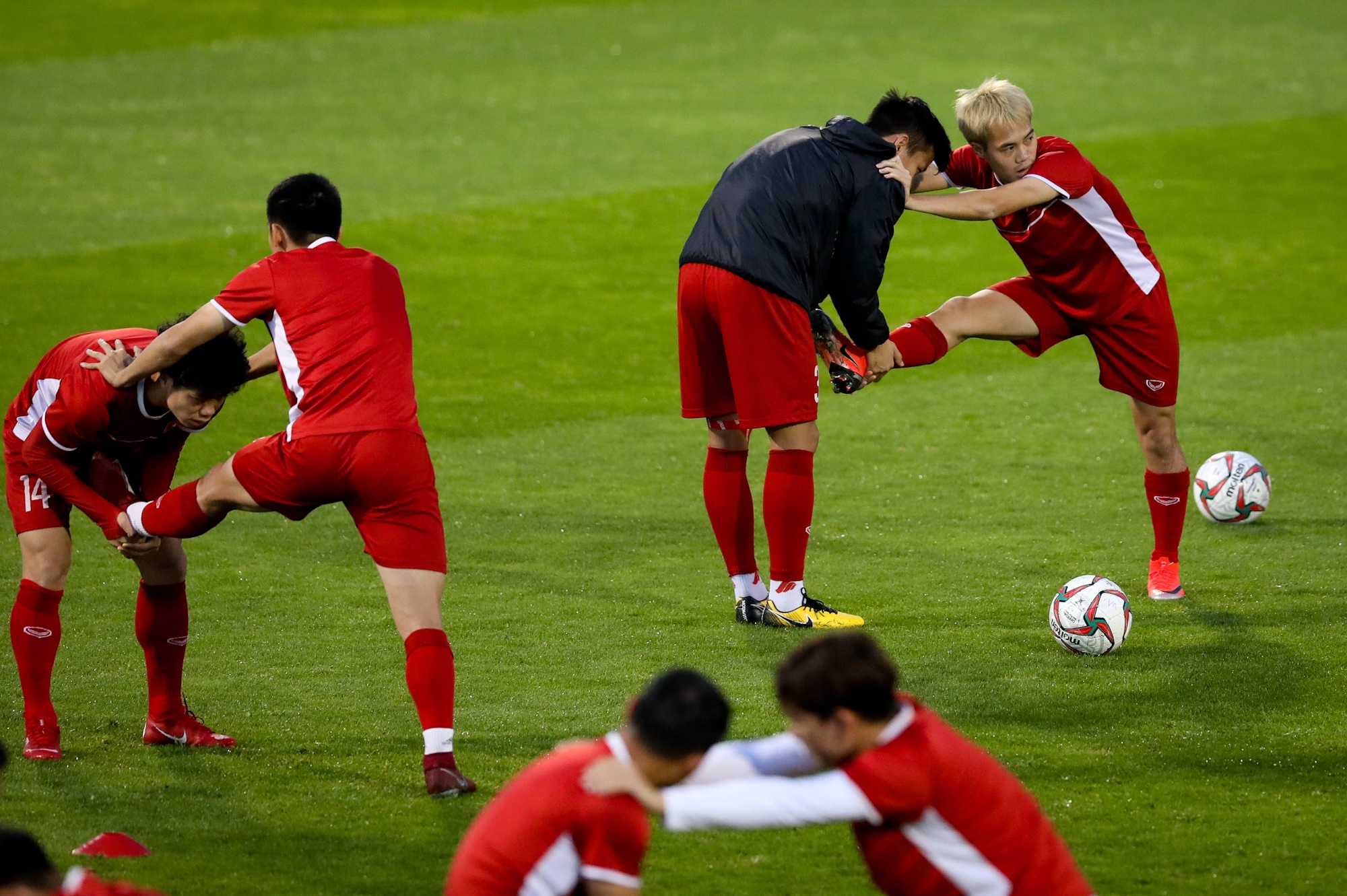 HLV Park Hang-seo xoa dau Hung Dung anh 7